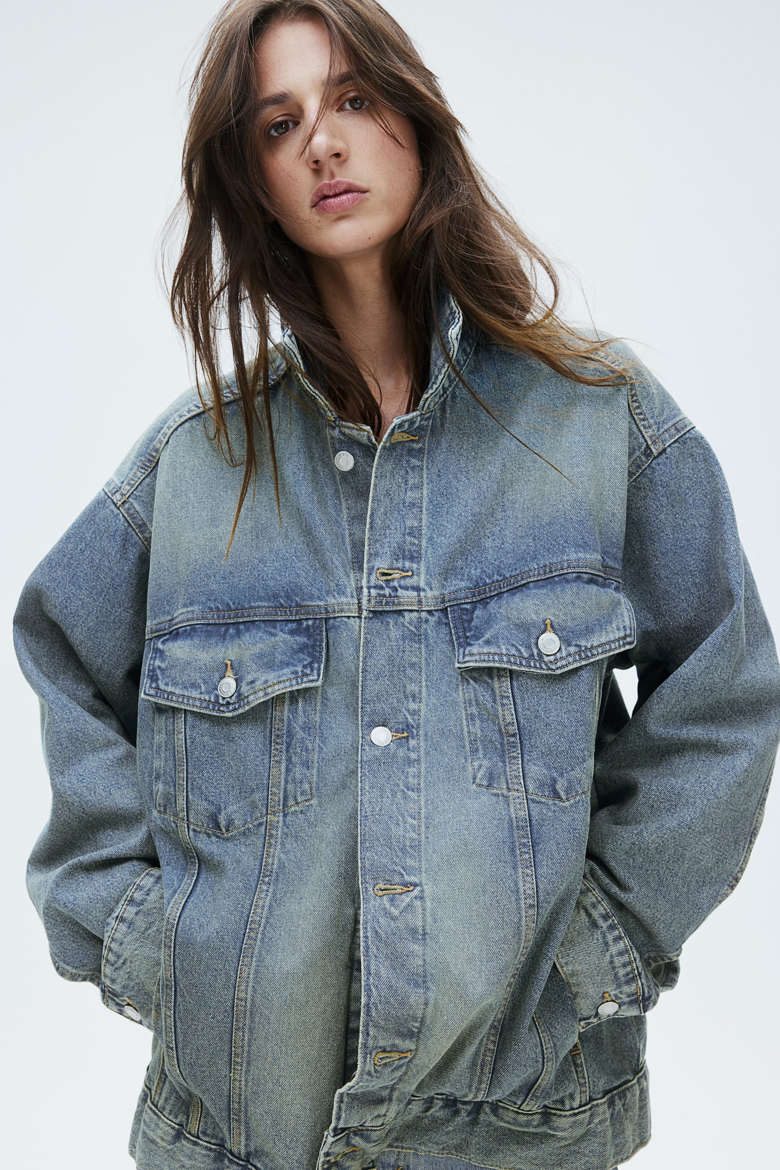 Oversized denim jacket - Light denim blue/Denim blue/Dark denim blue - 3