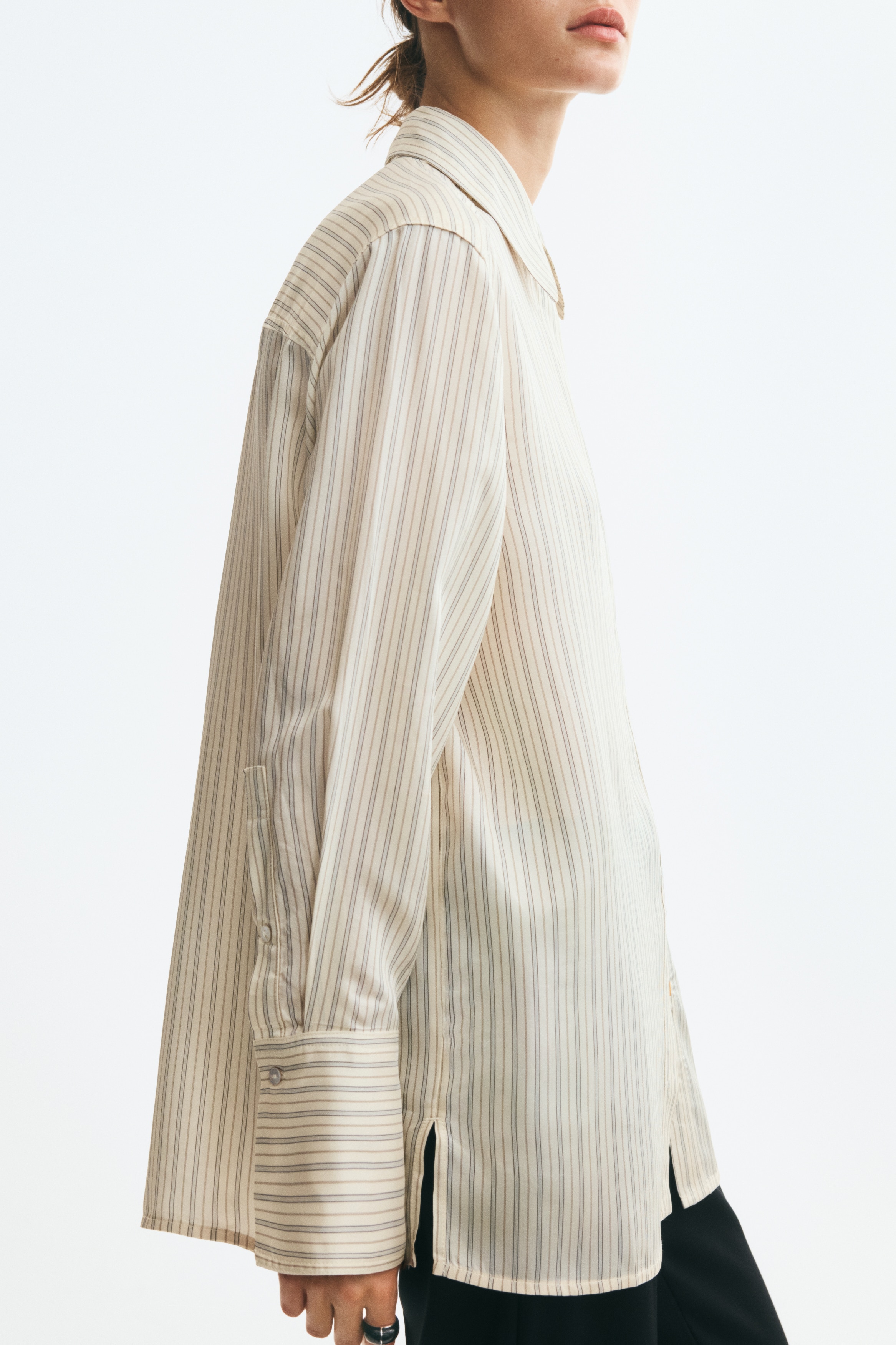 Long-Sleeved Shirt thumbnail 3
