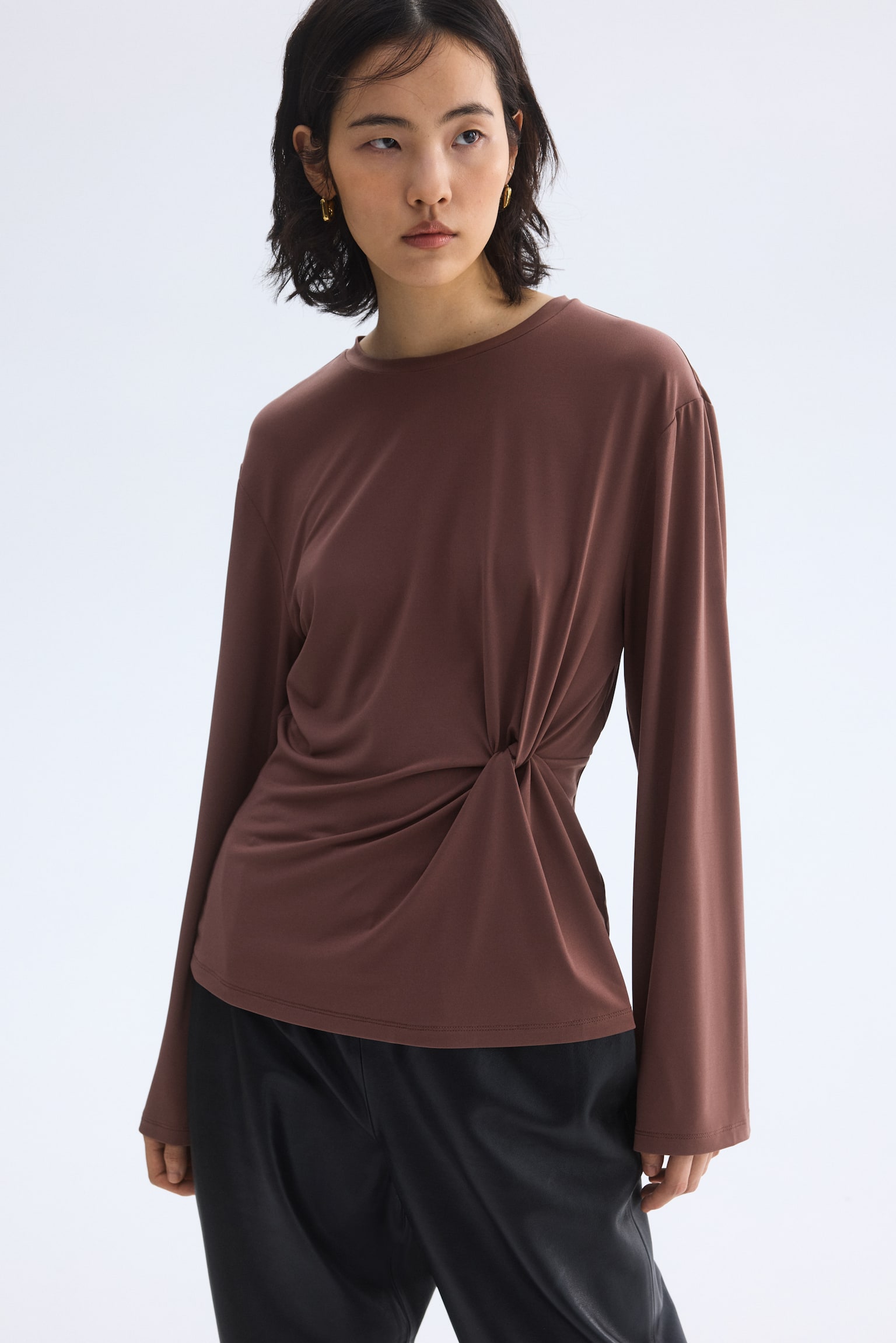 Twist-detail top - Dark mole/Black/Light beige/Blue - 4