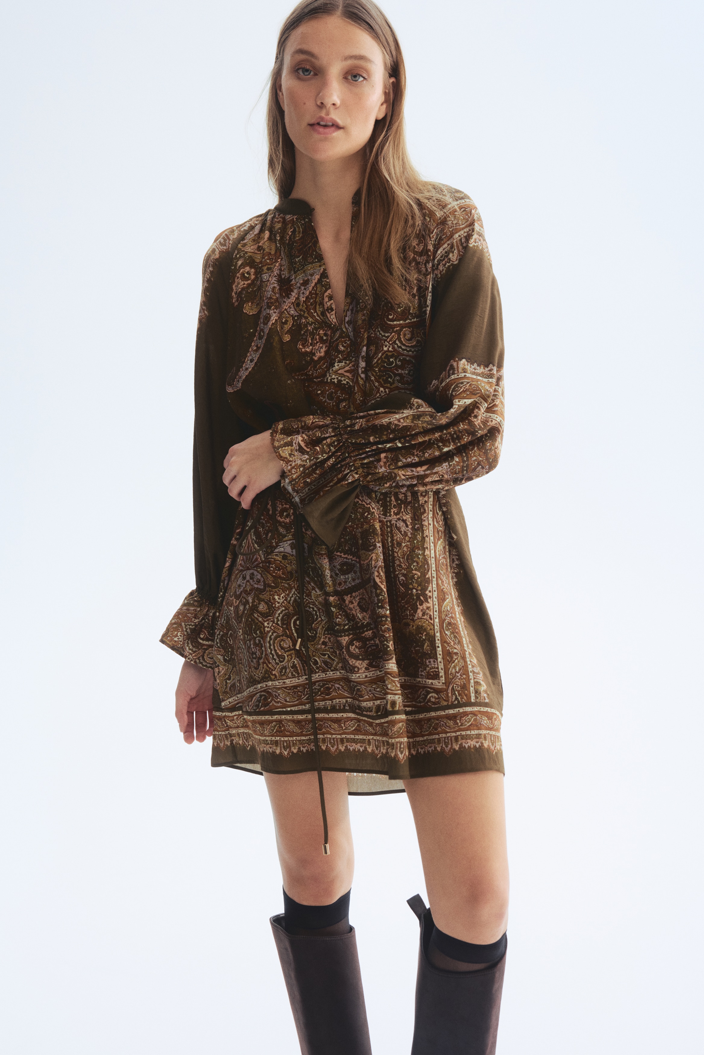 Rochie-cămașă cu cordon - Verde-kaki/motiv paisley