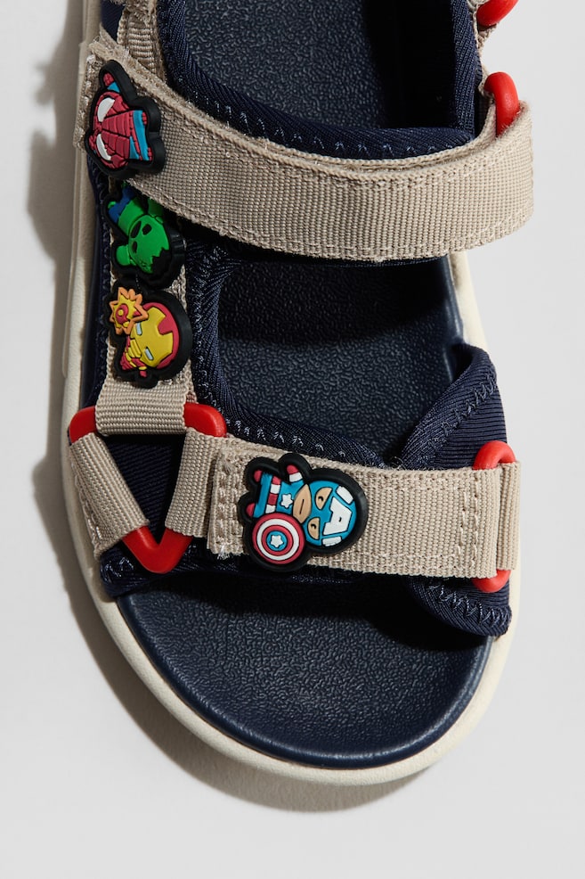 Sandalias con motivos decorativos-Azul marino/Marvel Comics - 3