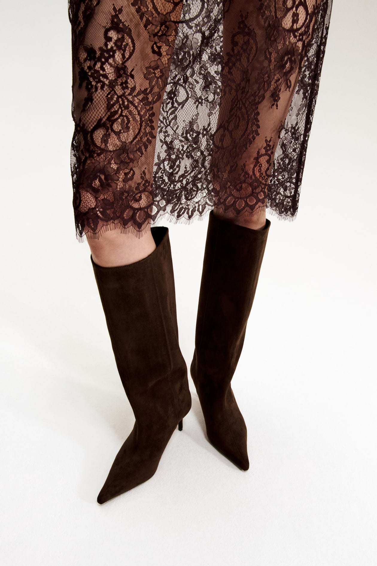 Bottes de hauteur genou - Marron foncé - FEMME | H&M FR