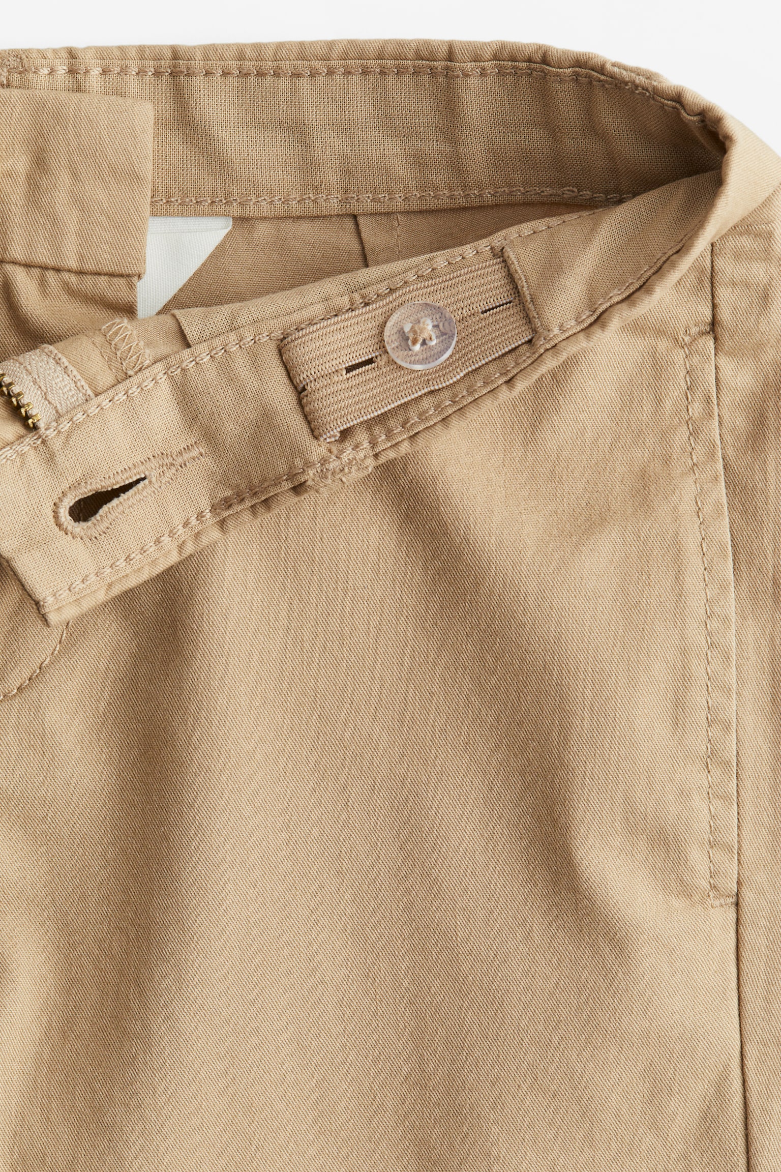 Chino aus Twill - Beige/Khakigrün/Marineblau/Schwarz/Braun/Hellbraun - 3