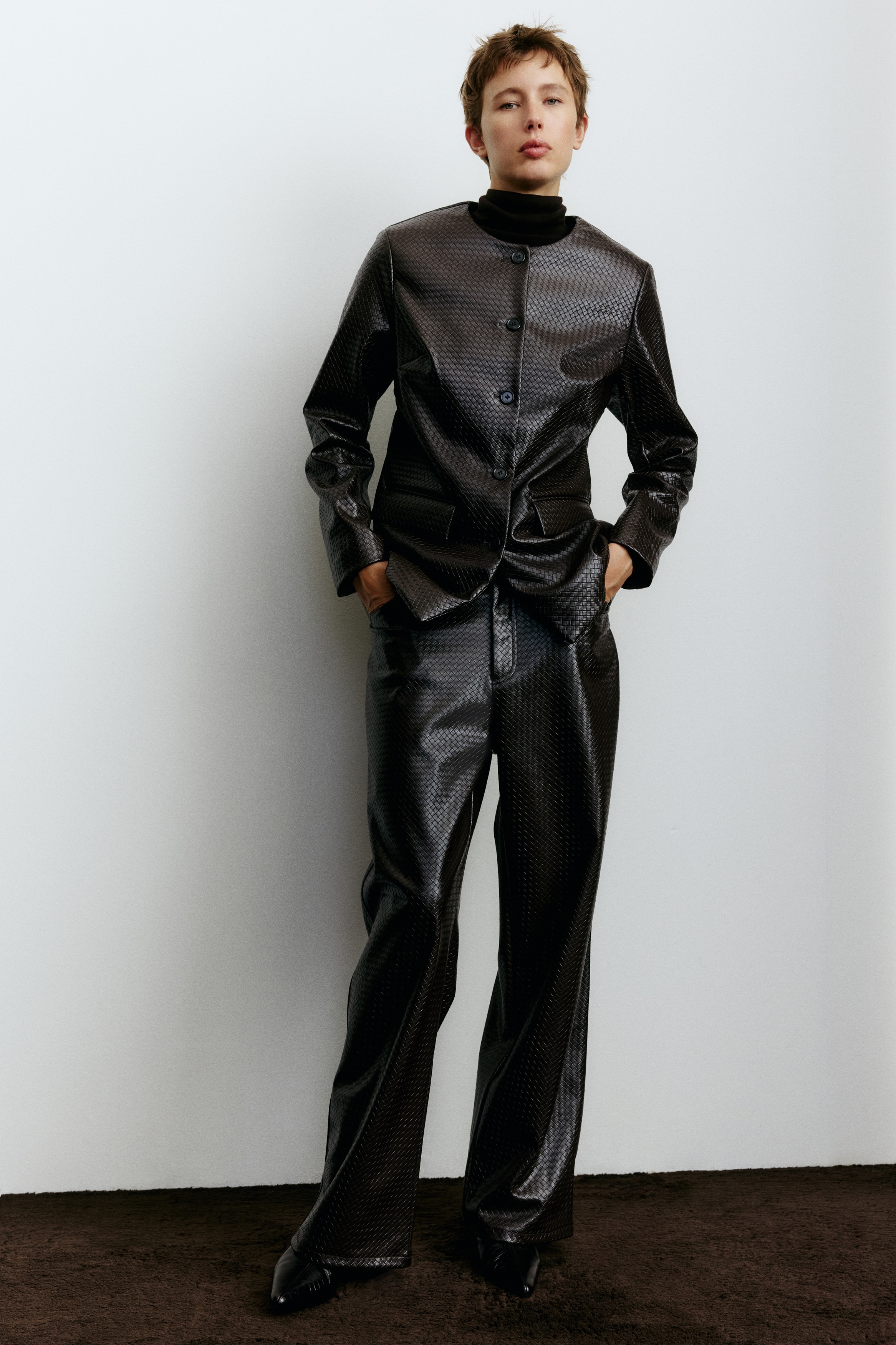 H &M オーバーサイズ コーティングジャケット サイズXL ダークブラウン新品 オーバーサイズ コーティングジャケット - ダークブラウン