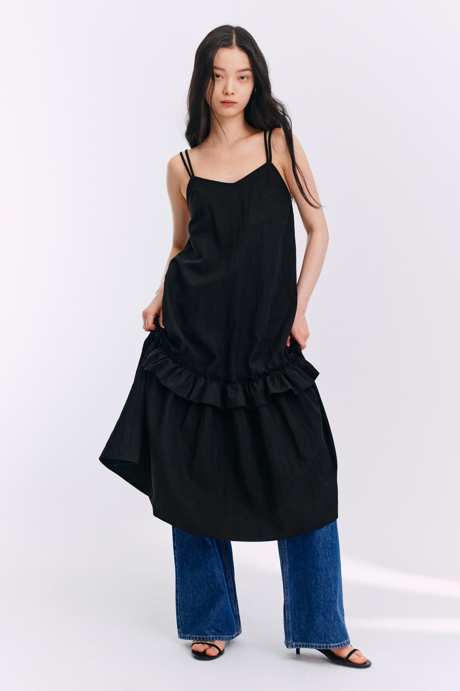 Váy hai dây - Màu đen - 2