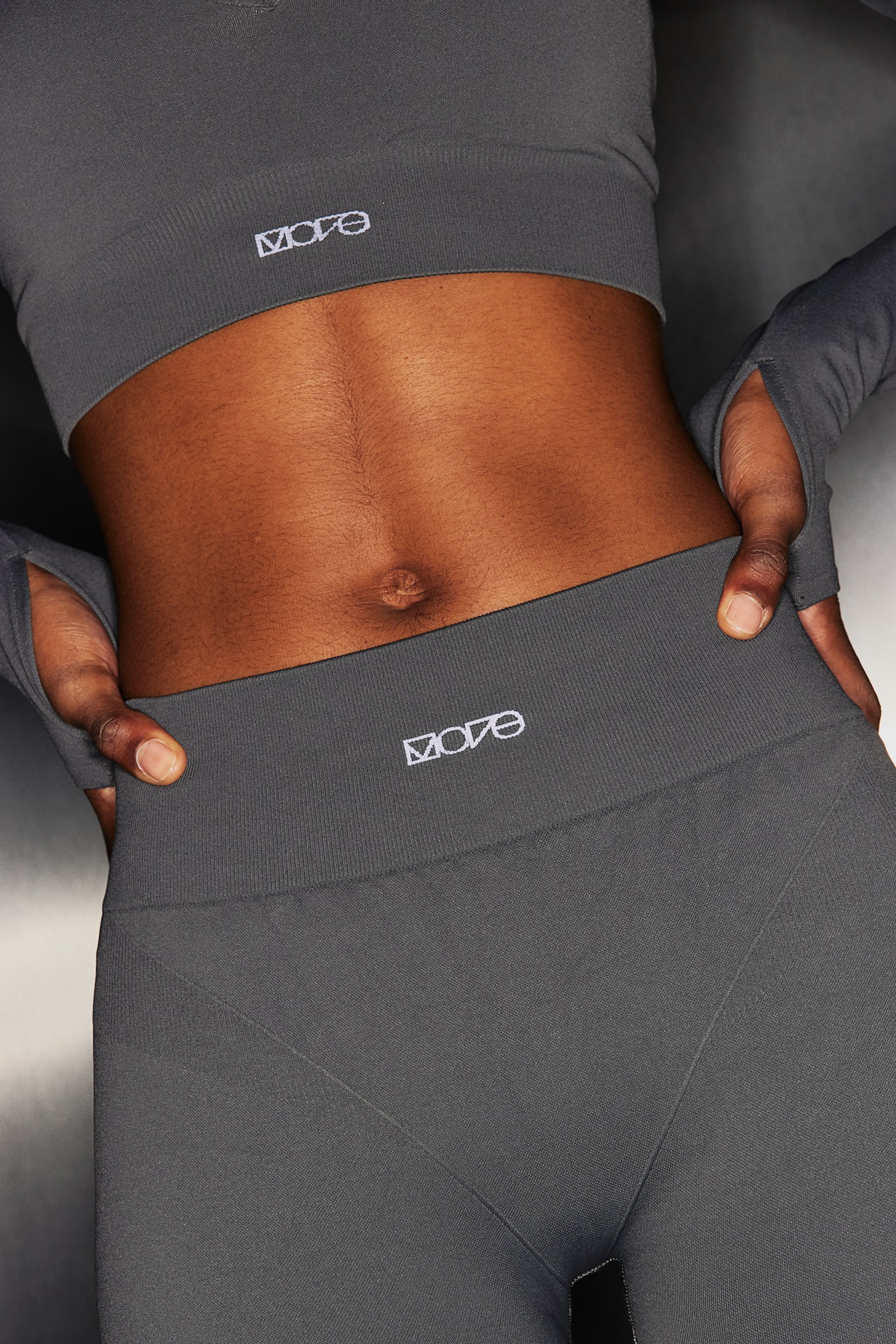 Seamless Sports leggings in DryMove™ - Dark grey - 8