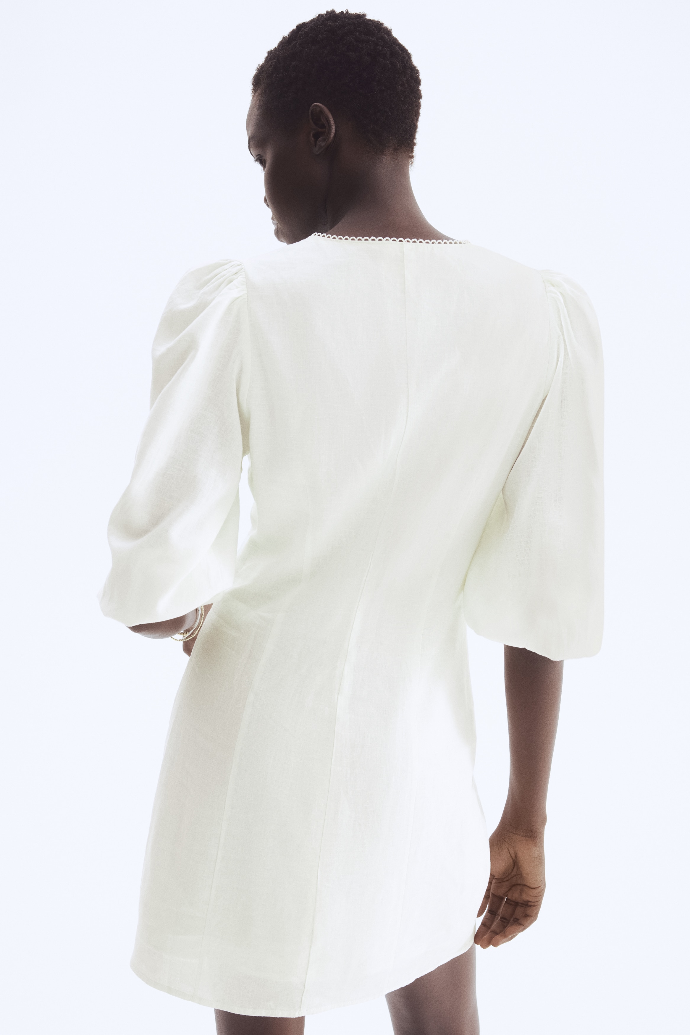 Long Sleeve White Dresses | Mini, Midi, Maxi, Plus | H&M MY