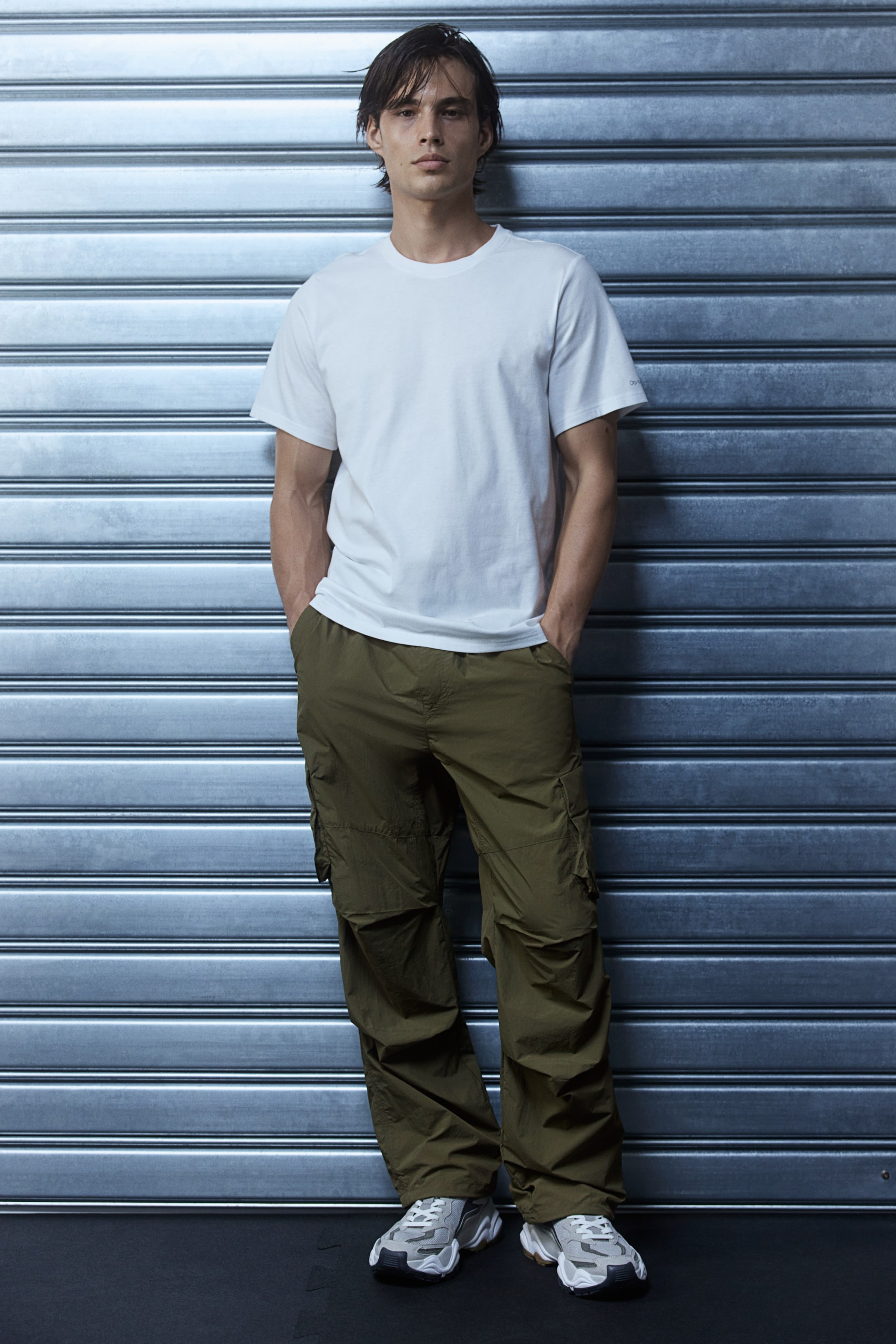 Loose Fit Parachute Cargo Pants