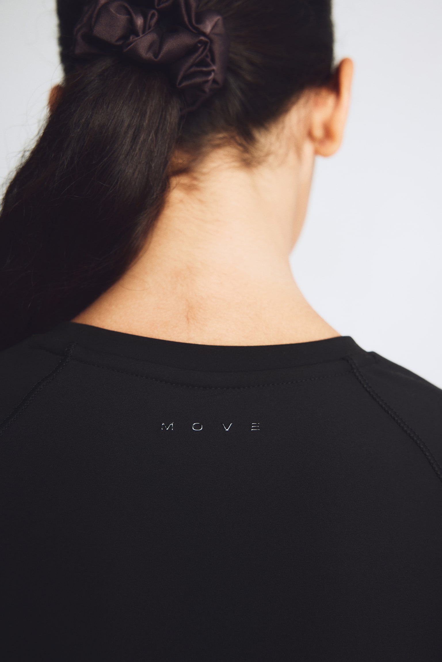 Детский топ H&M Move Warm Sports Top with Fleece SoftMove™, цвет: Чёрный — фото 5