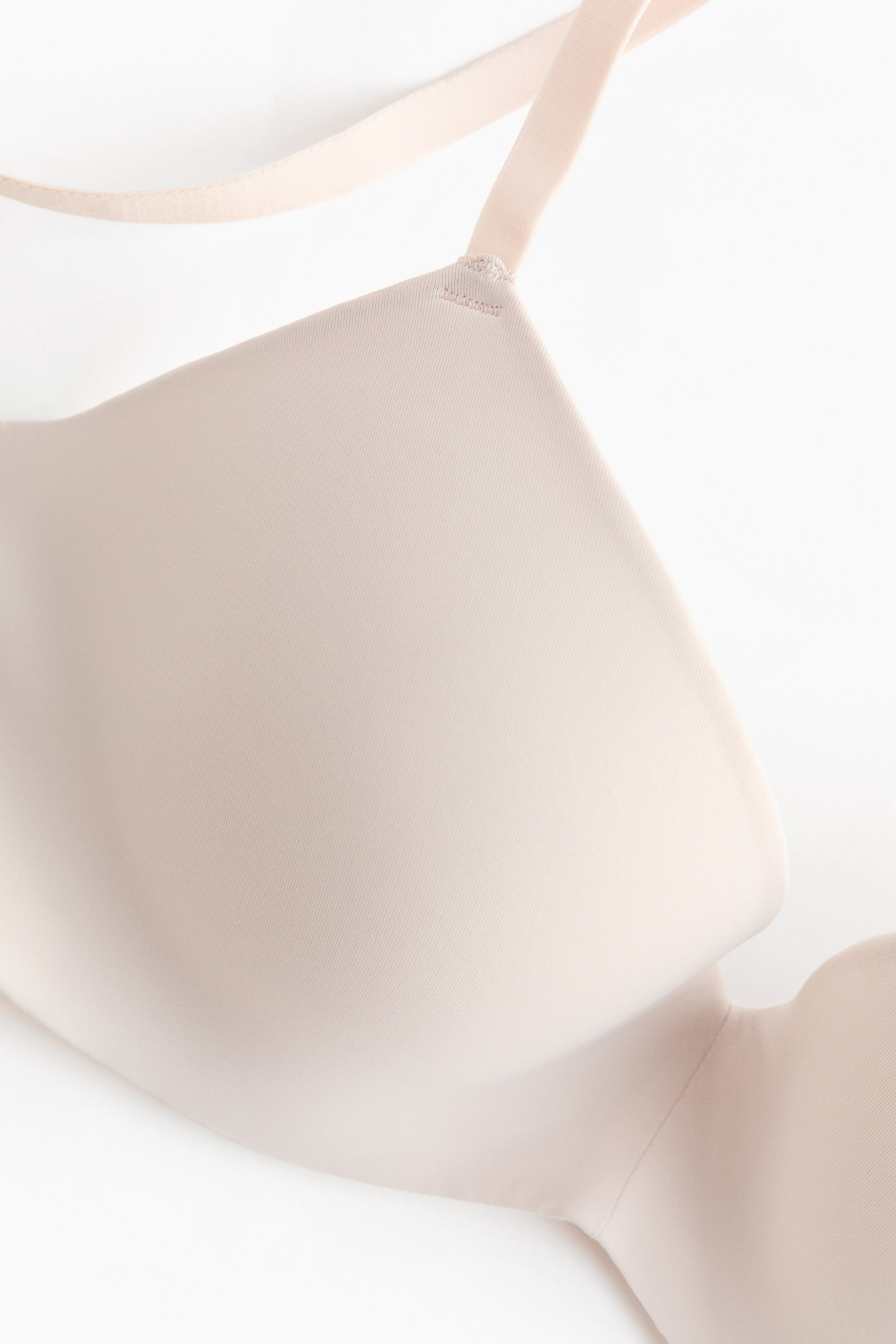 Soutien-gorge pigeonnant en microfibre