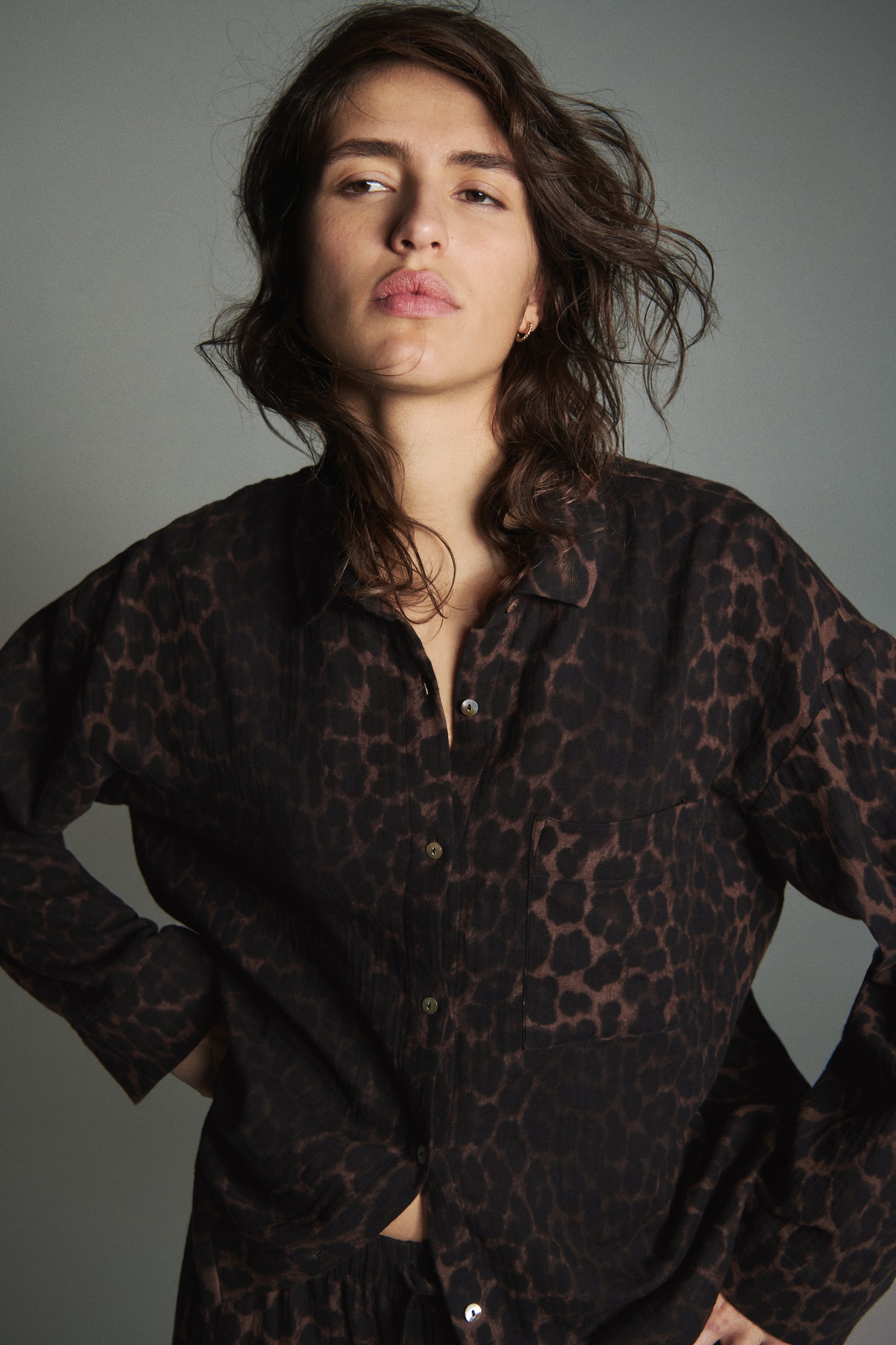 Pyjama aus Baumwollmusselin - Braun/Leopardenprint/Cremefarben/Geblümt/Schwarz/Braun/Cremefarben/Geblümt/Dunkelgrau/Dunkelrot/Herzen/Hellbeige/Leopardenprint - 4