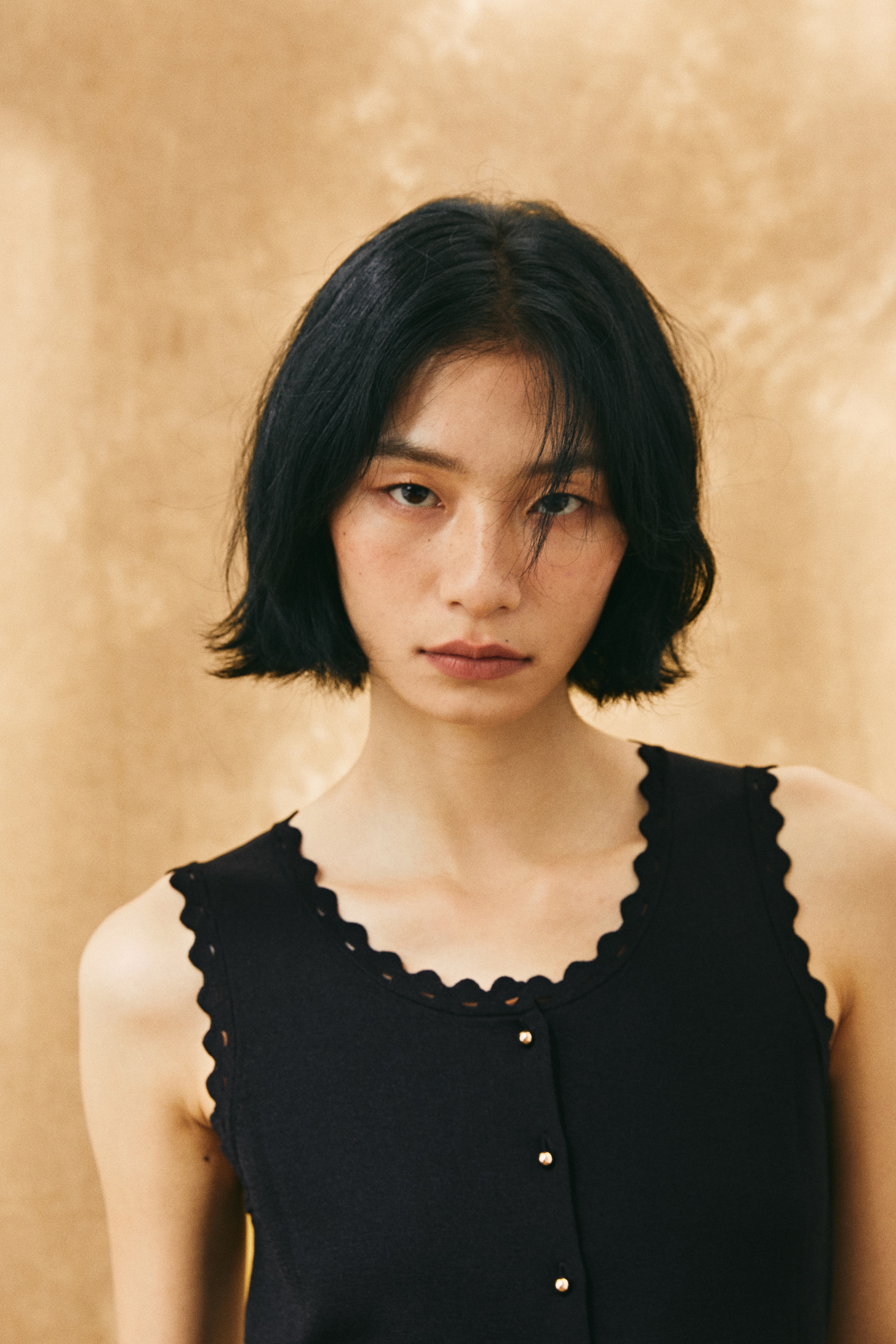 charbon ノースリーブトップス 黒 charbon ノースリーブトップス 黒 charbon ランニング