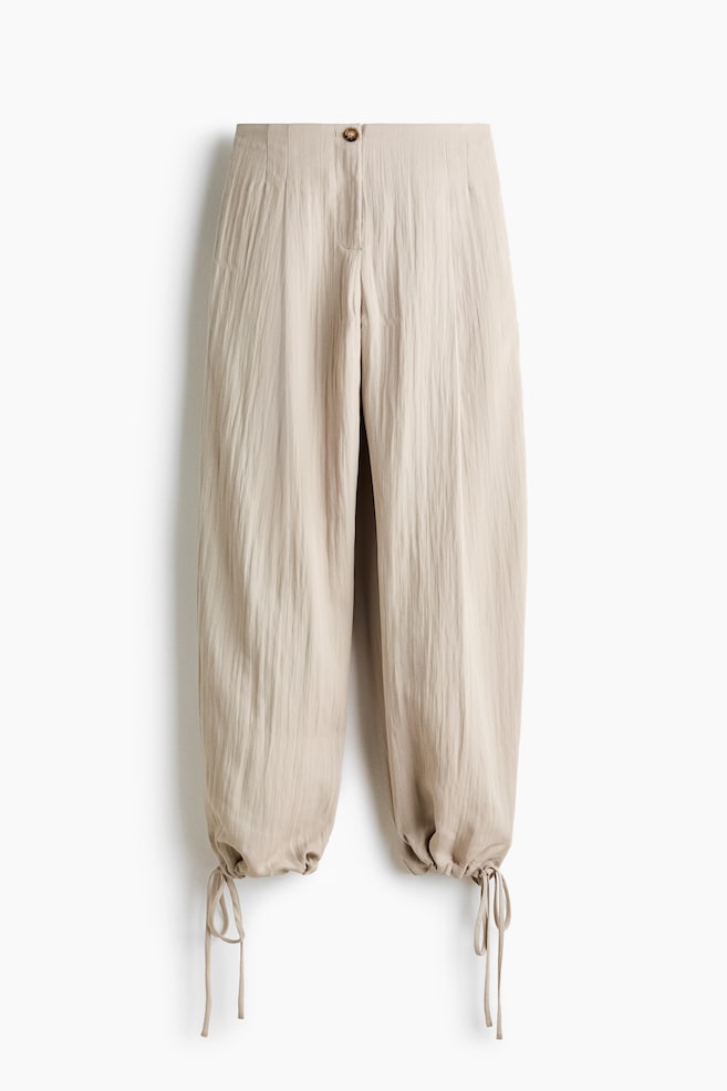 Crinkled barrel-leg trousers - Light beige/Dark grey - 1