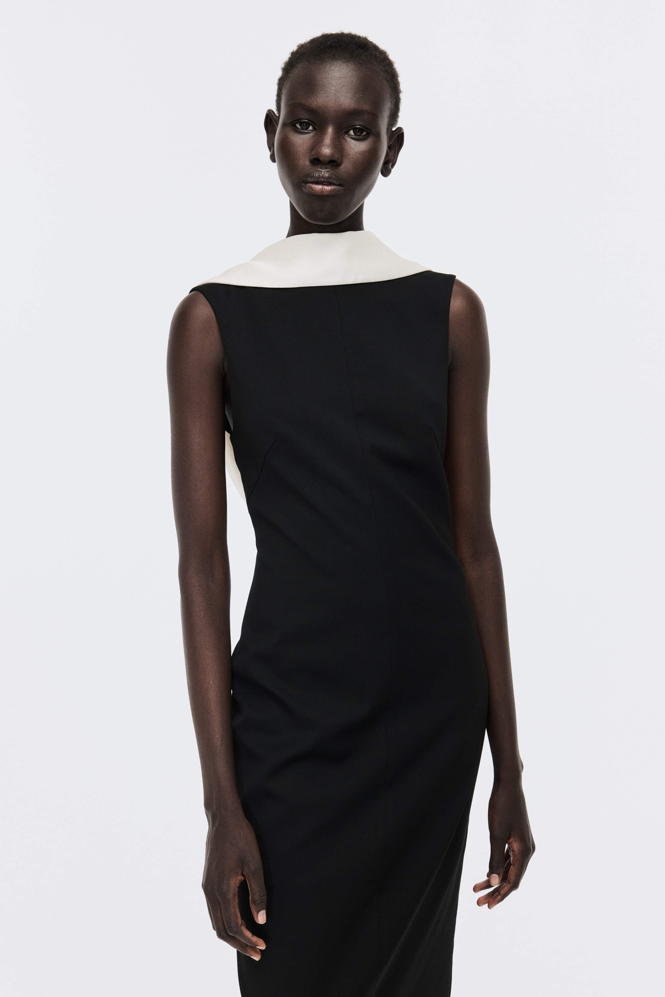 Robe avec dos ouvert - Noir/blanc