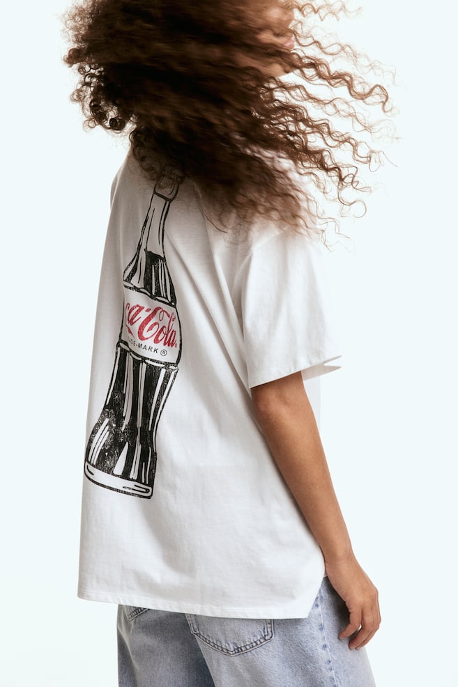 Oversized T-shirt med tryk - Hvid/Coca-Cola/Sort/Formula 1/Sort/The Who/Gråmeleret/Berkeley University/dc/dc/dc - 4