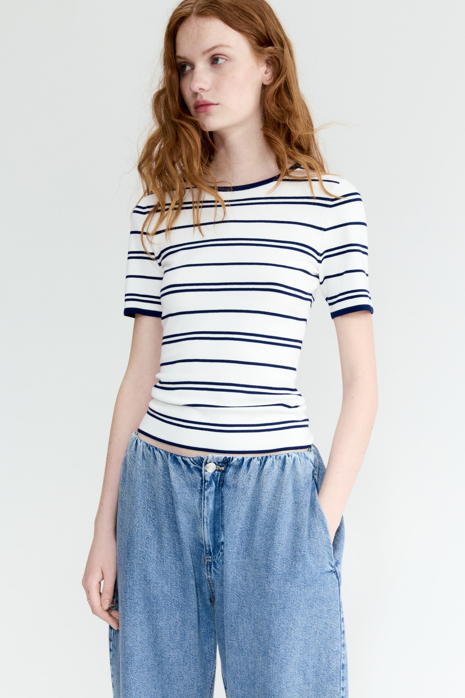 Fine-knit T-shirt - White/Blue striped/Black/Light blue/Green/White/Black striped - 4