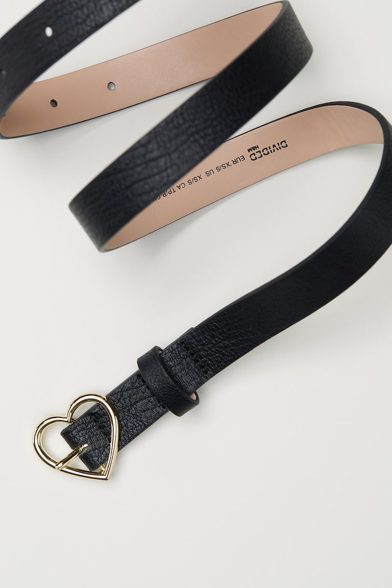 Belt with heart-shaped buckle