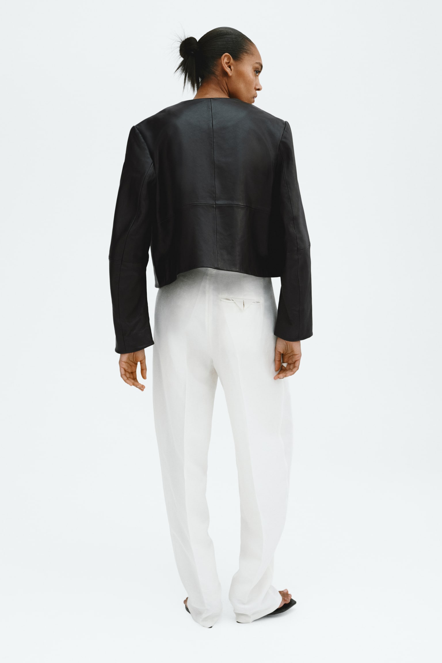 Short leather jacket - Black - 7