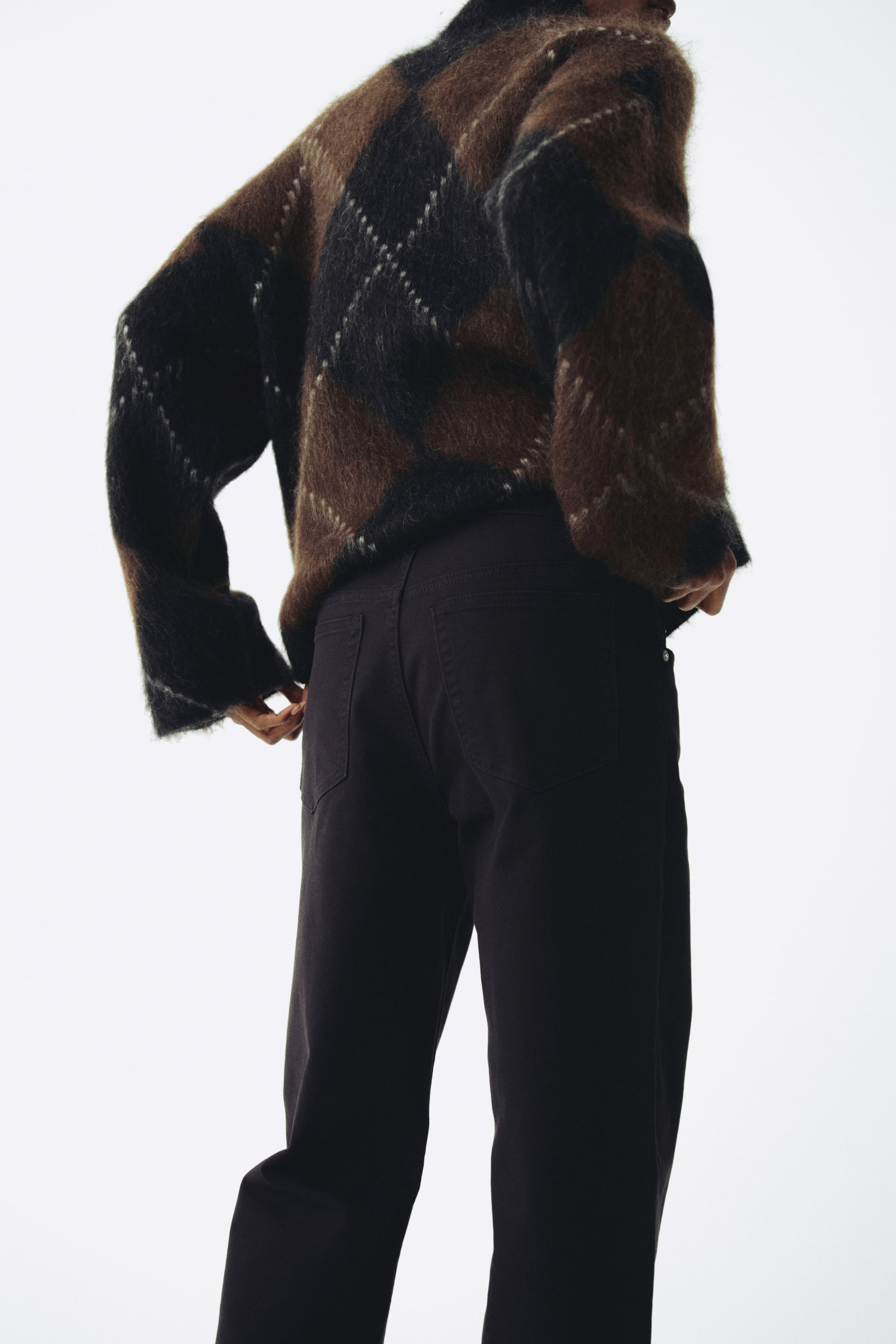 Büyük resmi görüntüle: MAMA Straight Jeans - Siyah - KADIN | H&M TR 4