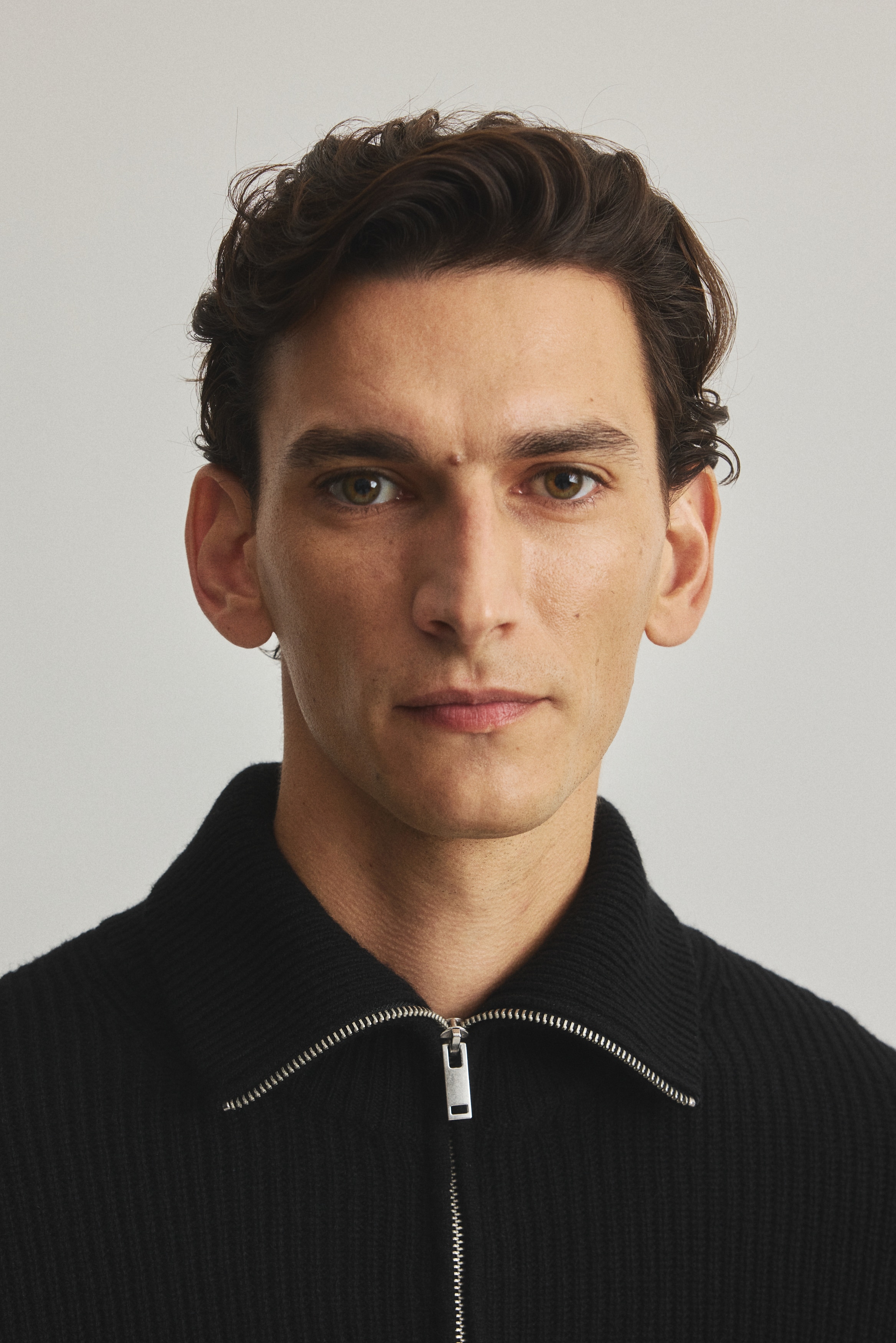 Men's Black Regular-Fit Half-Zip Wool Polo Sweater | H&M US