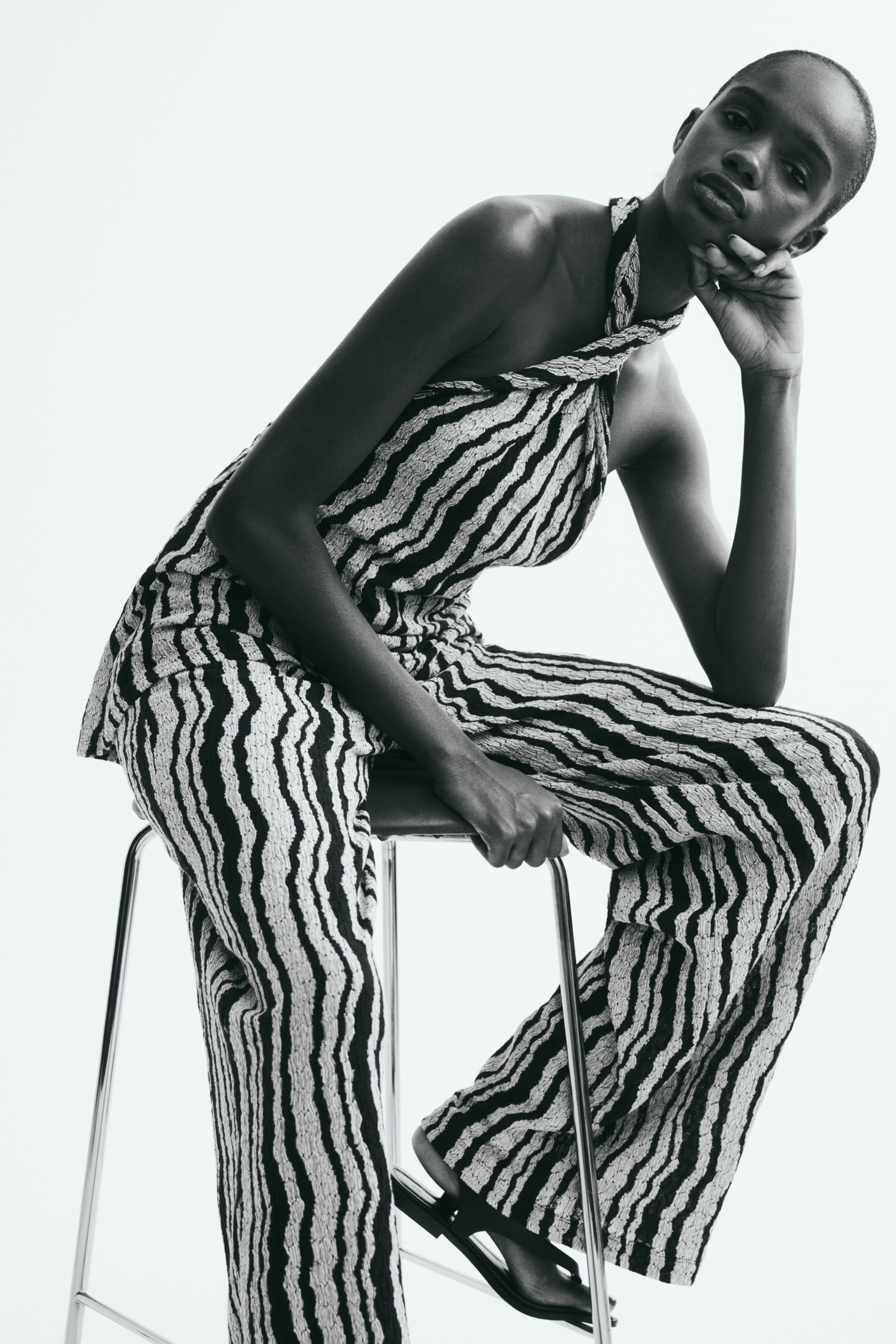 Pantalon texturé à taille élastique