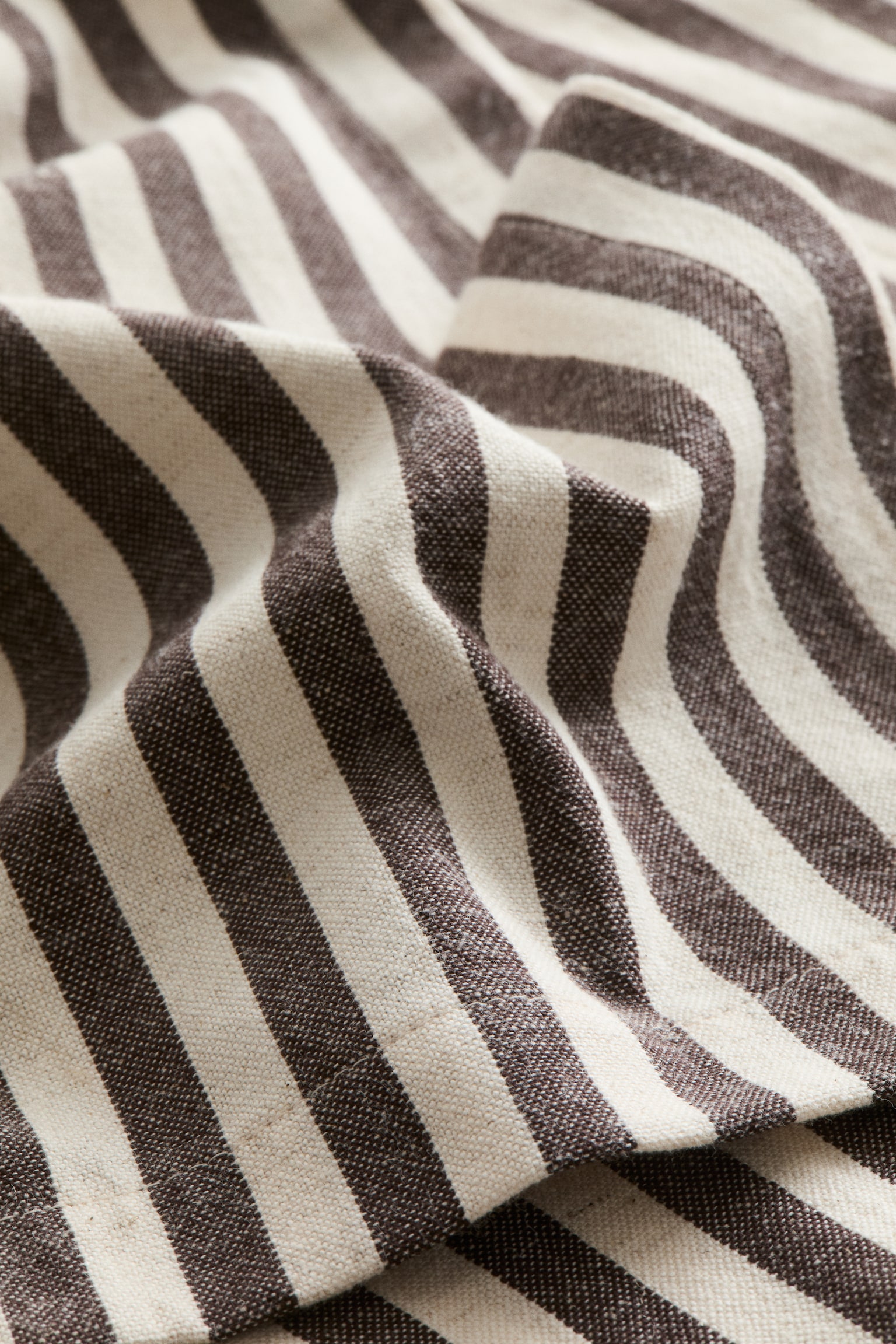 מפת שולחן מתערובת פשתן - חום כהה/פסים - 4