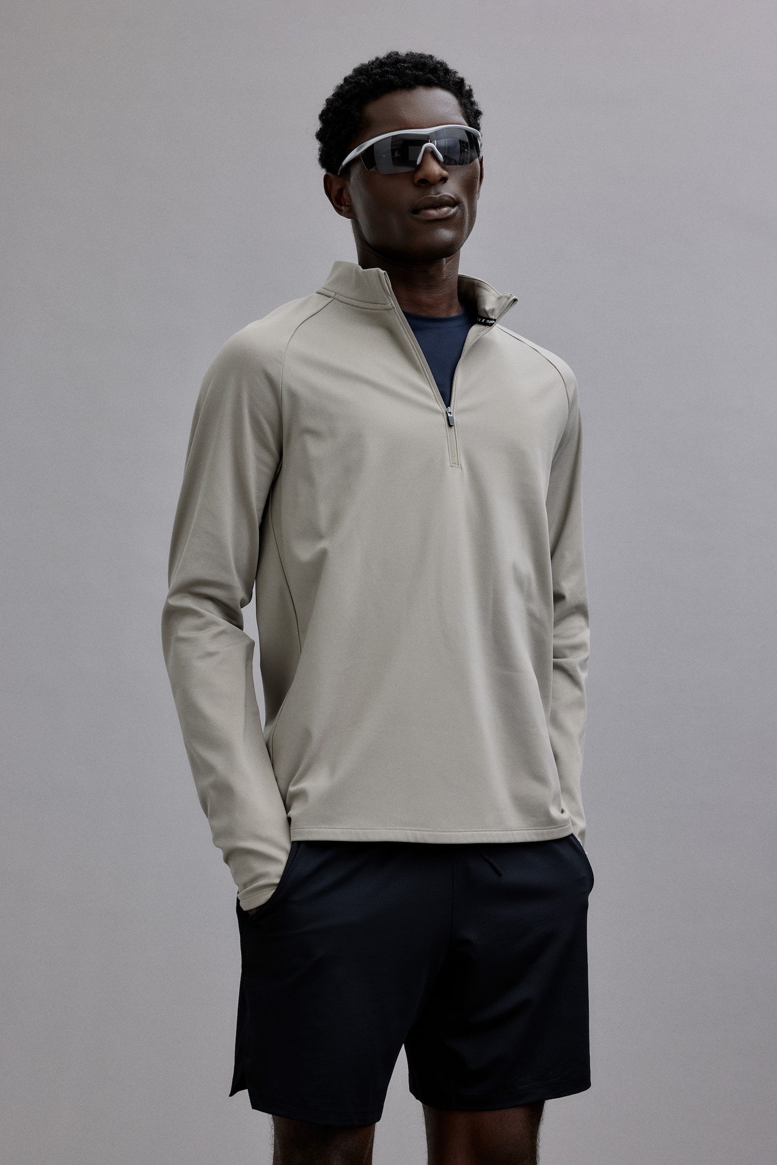 מכנסי ספורט קצרים DryMove™‎ - שחור/חום כהה/אפור בהיר מלאנז'/אפור מלאנז' - 3