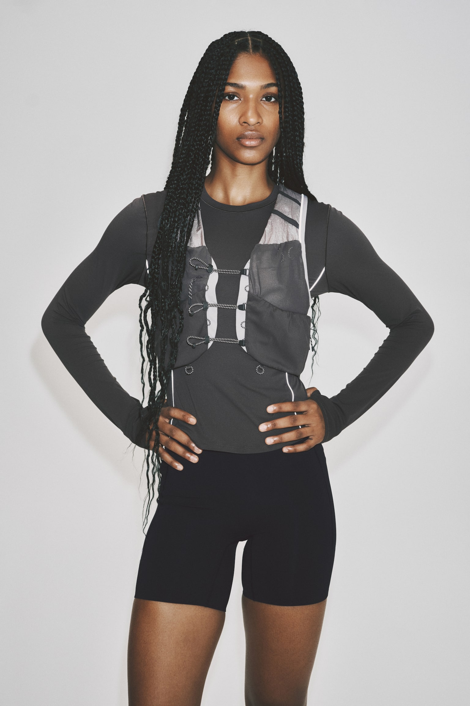 Женские шорты H&M Move Sports Bike Shorts with SculptMove™, цвет: Чёрный — фото 3