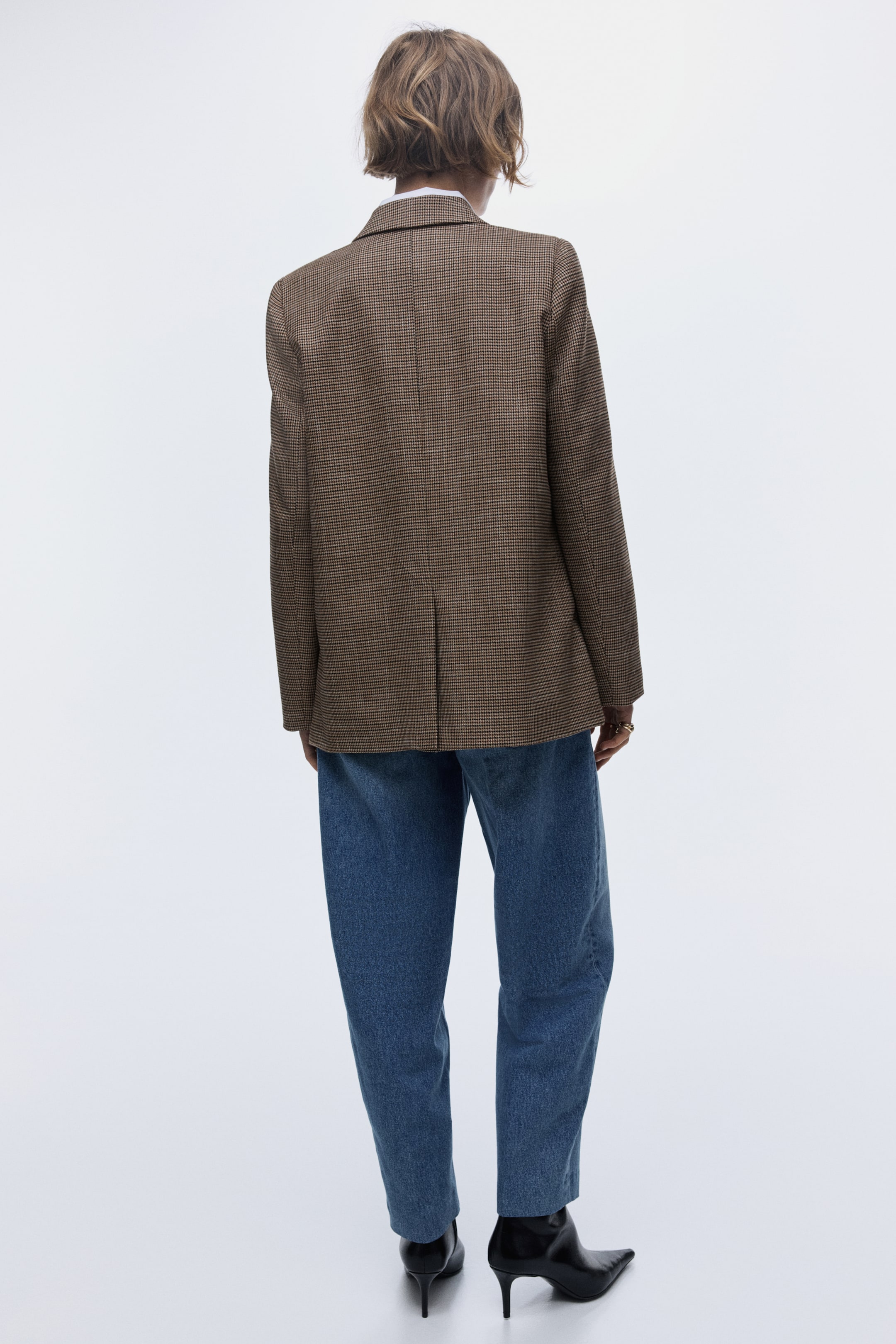 View larger image: Single-breasted blazer - Beige/Dogtooth pattern - Ladies | H&M IN 6