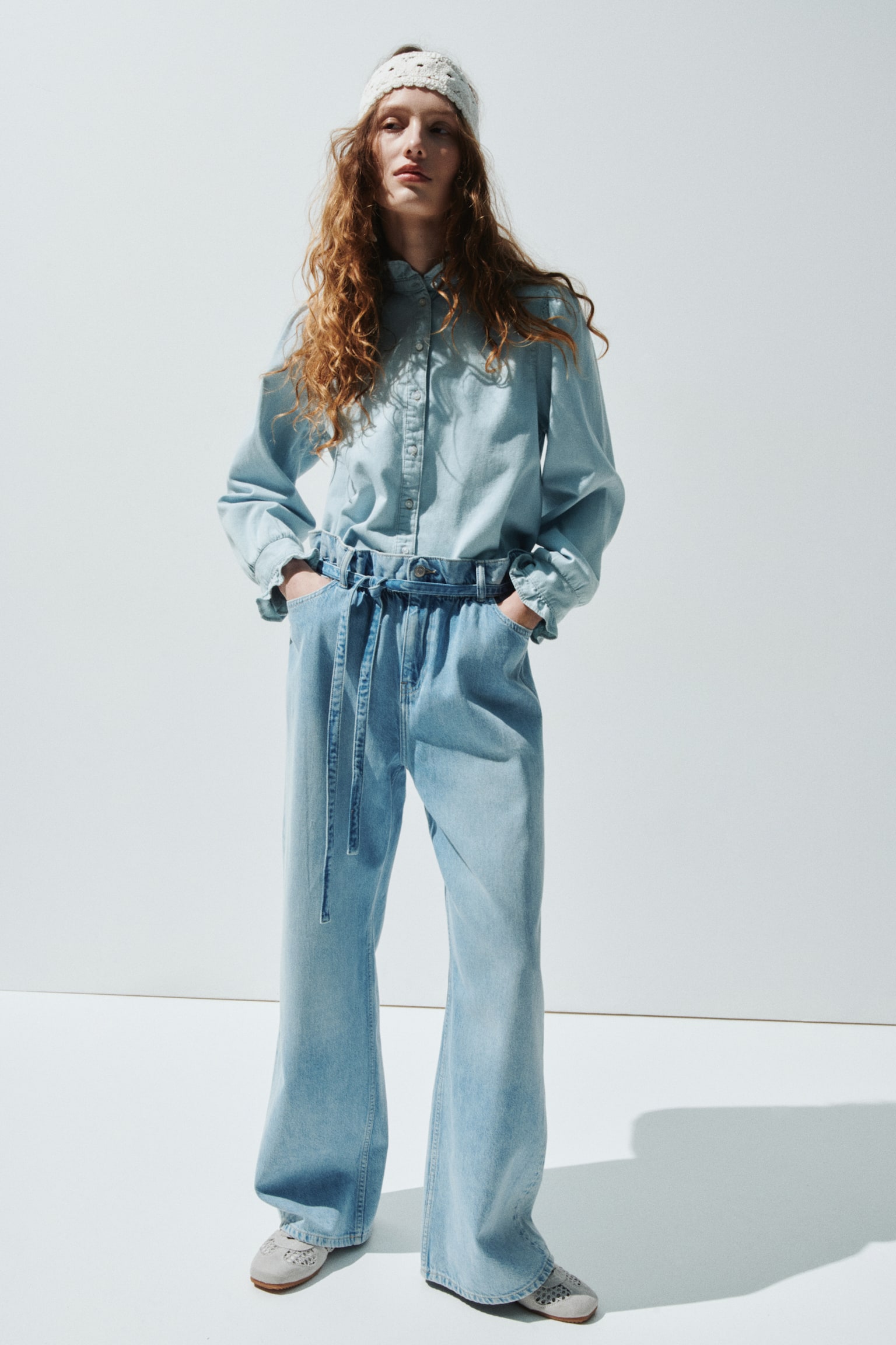 Dżinsowa bluzka z falbankami - Bladoniebieski denim/Ciemnoniebieski denim/Niebieski denim - 6