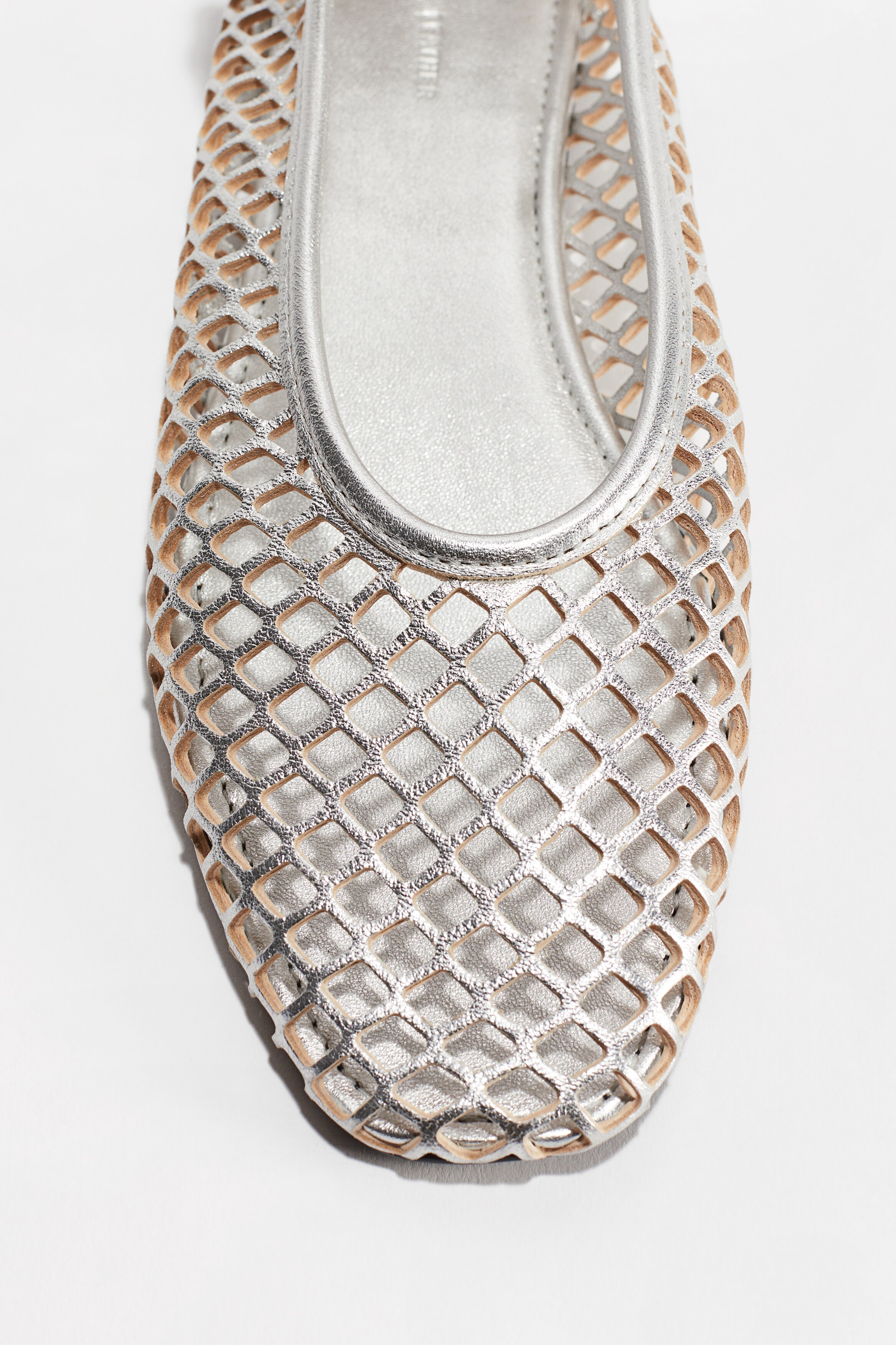 Perforated leather ballet pumps