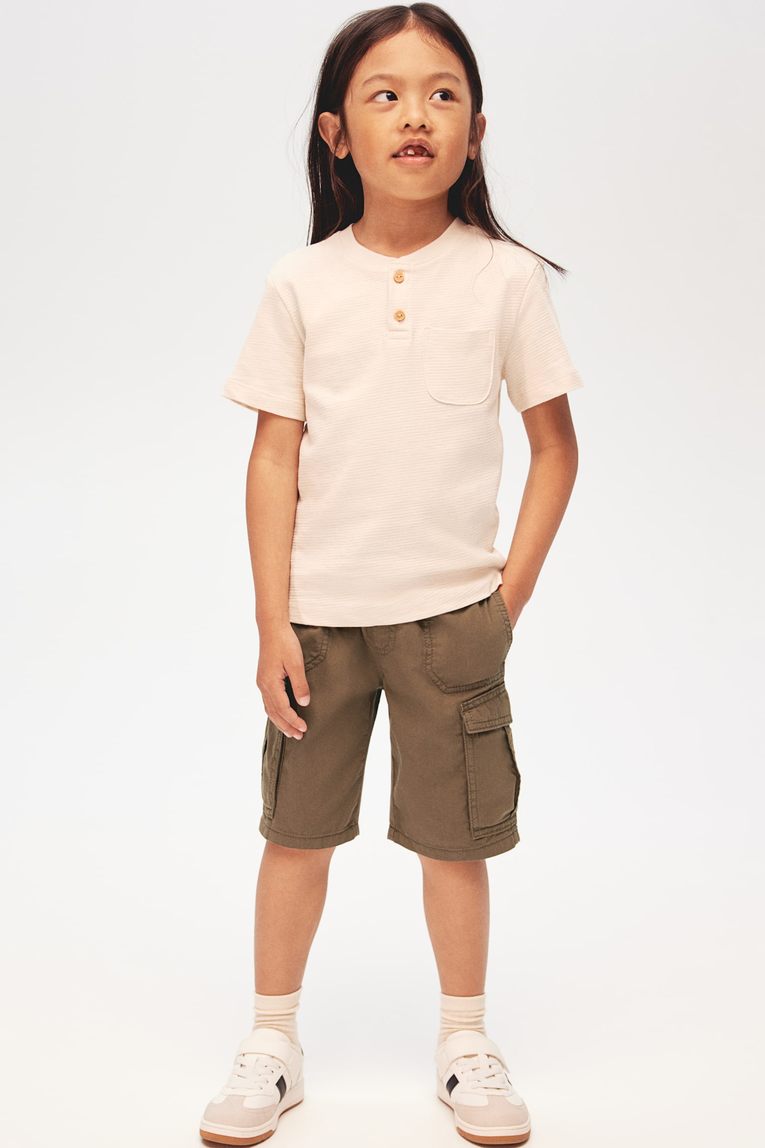 Cotton cargo shorts - Khaki green/Black/Beige - 2