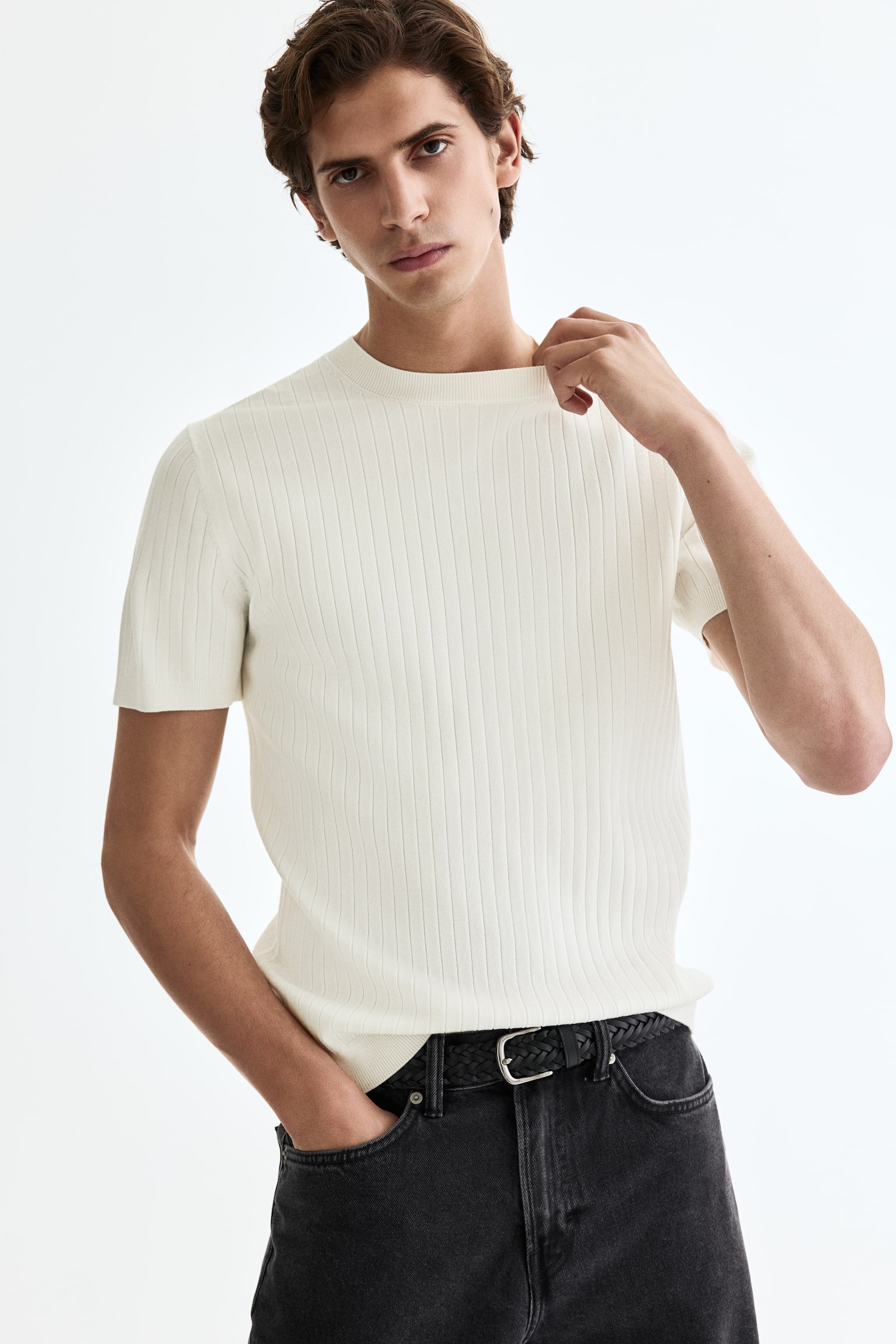 Slim Fit Knitted T-shirt - Cream/Black - 1