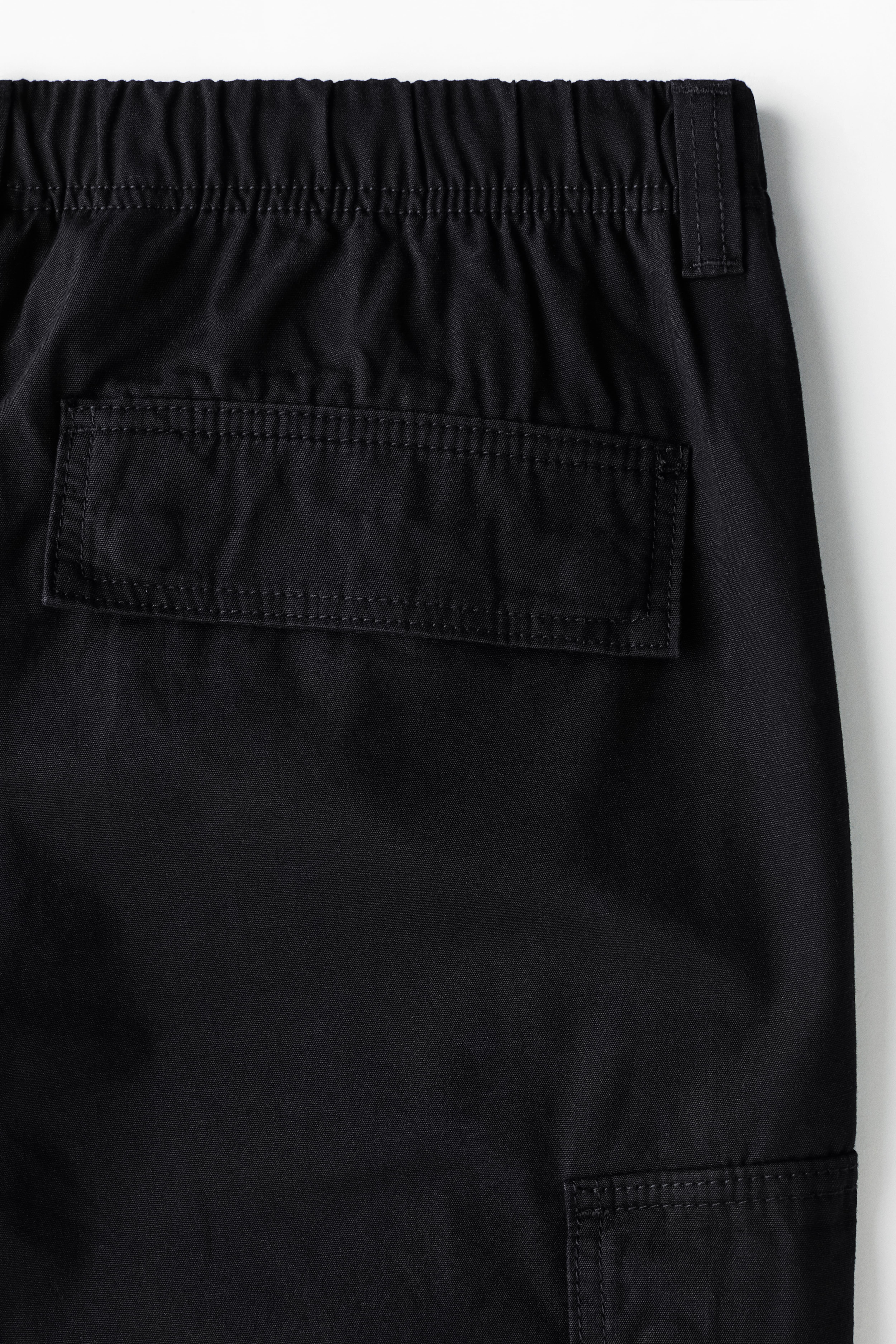 Relaxed-Fit Cargo Pants