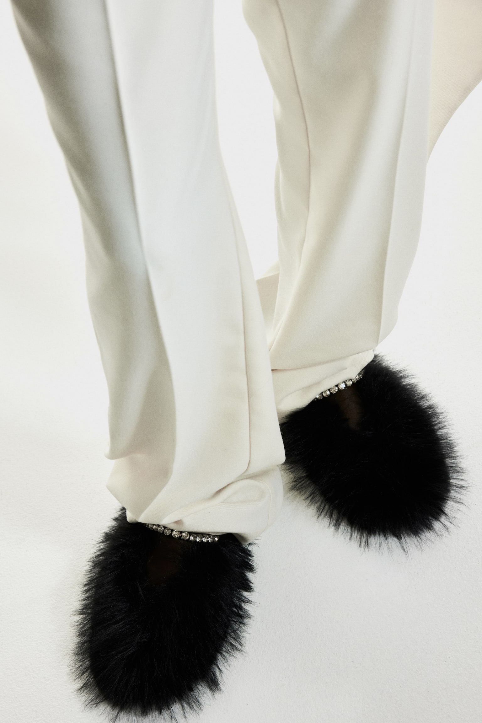 Embellished slippers - Černá/Dark beige - 3