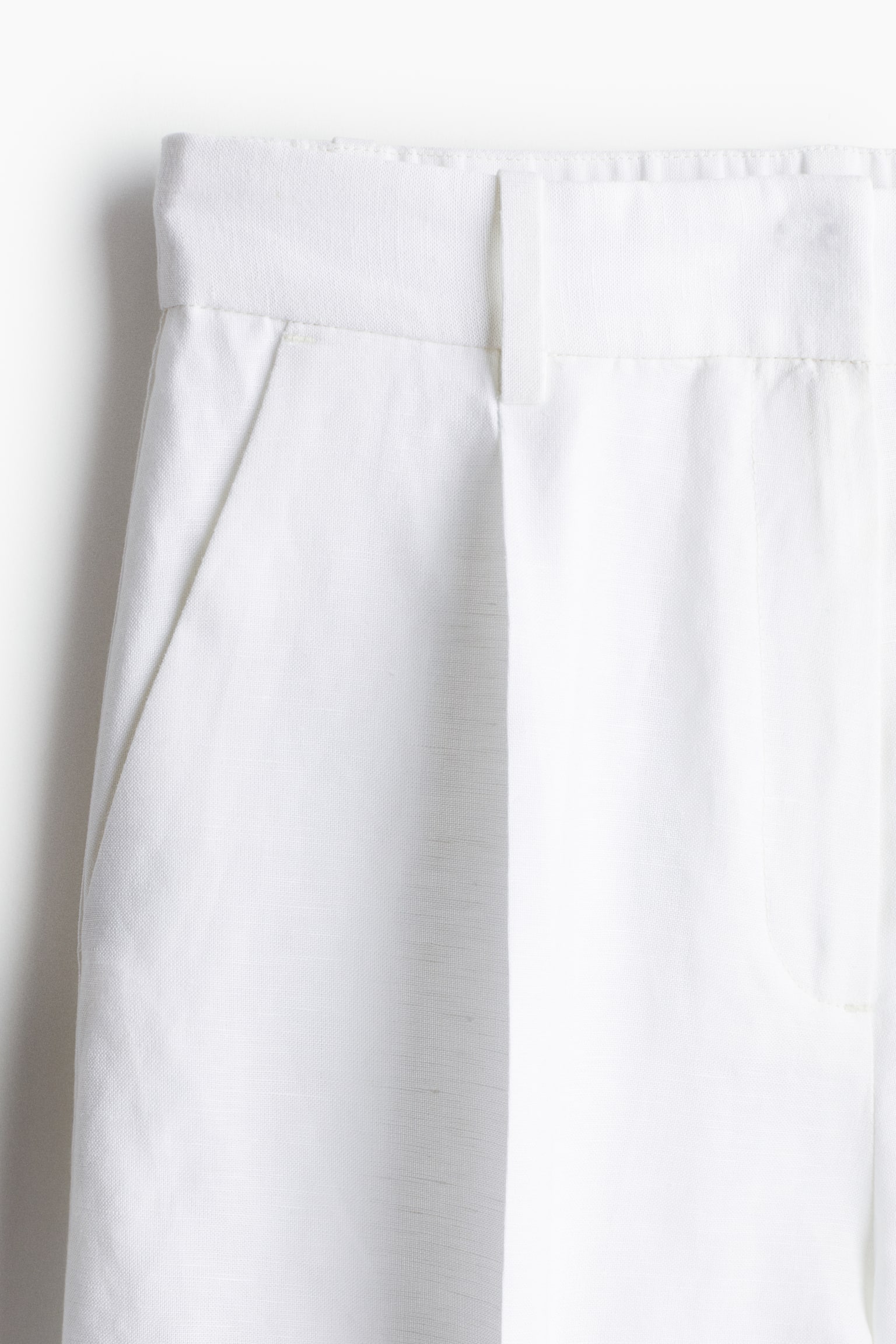 Linen Blend Shorts - White/Black/Light beige/Navy blue/Light khaki green - 6