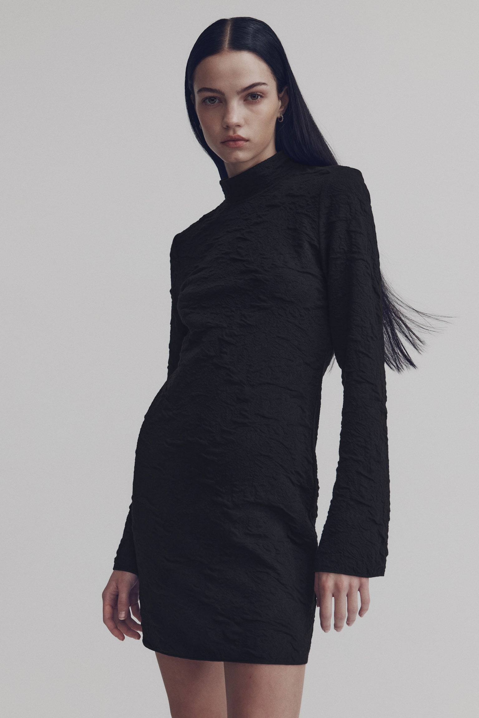 Open-back dress - Black - 1