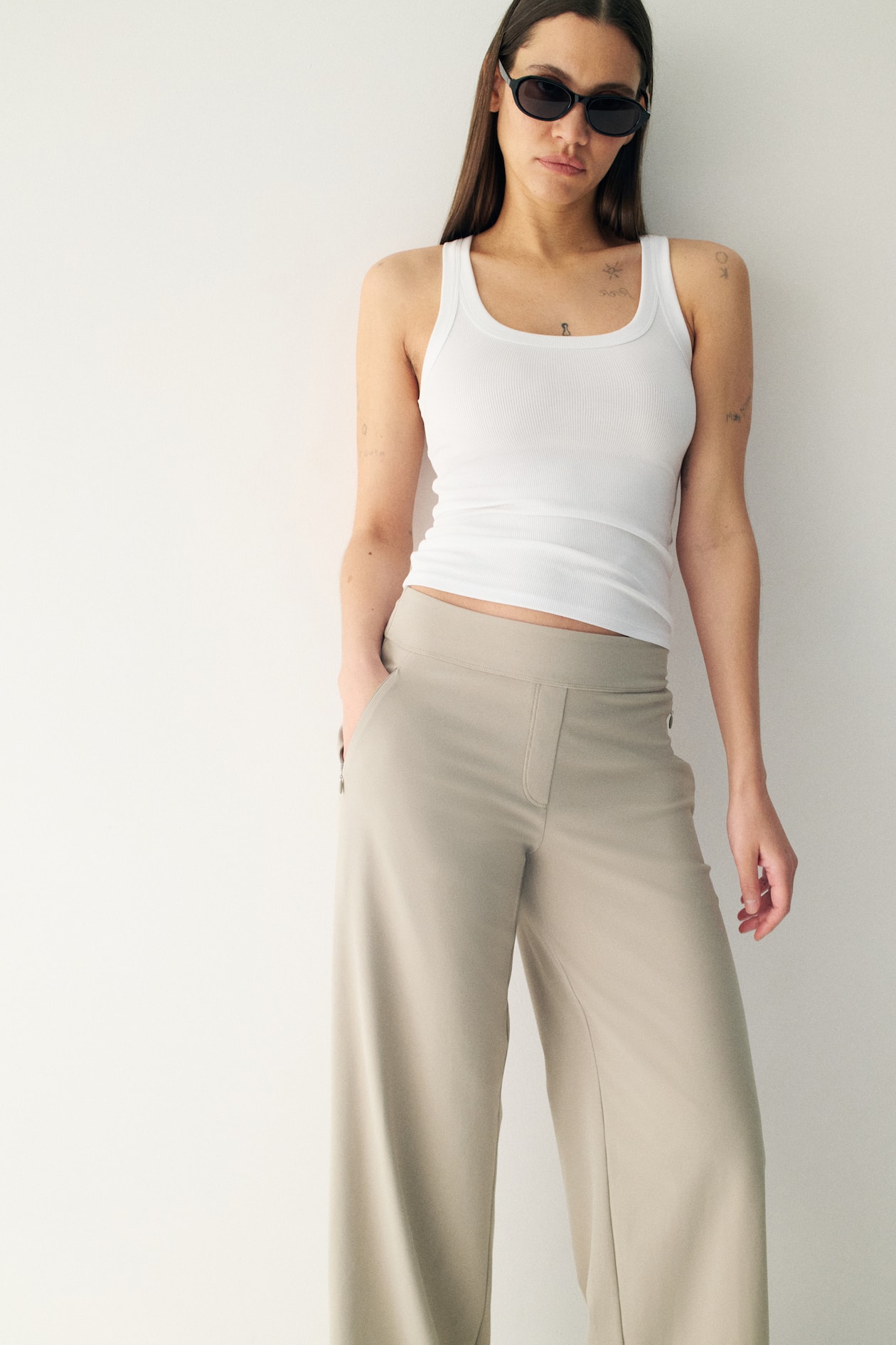 Four-Way Stretch Wide-Cut Pants - image 3