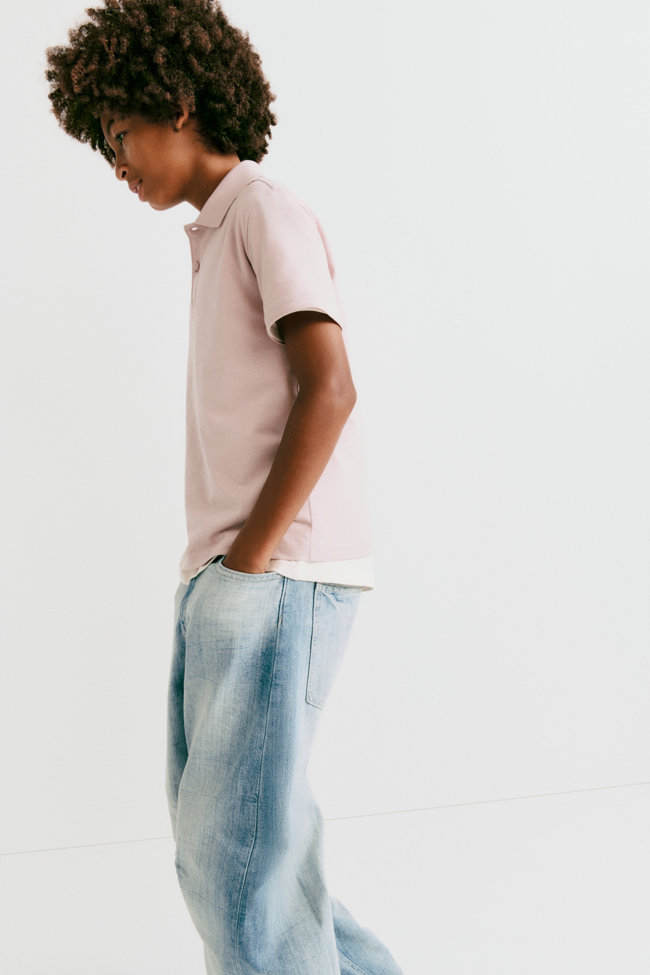 Loose-Fit Barrel Jeans