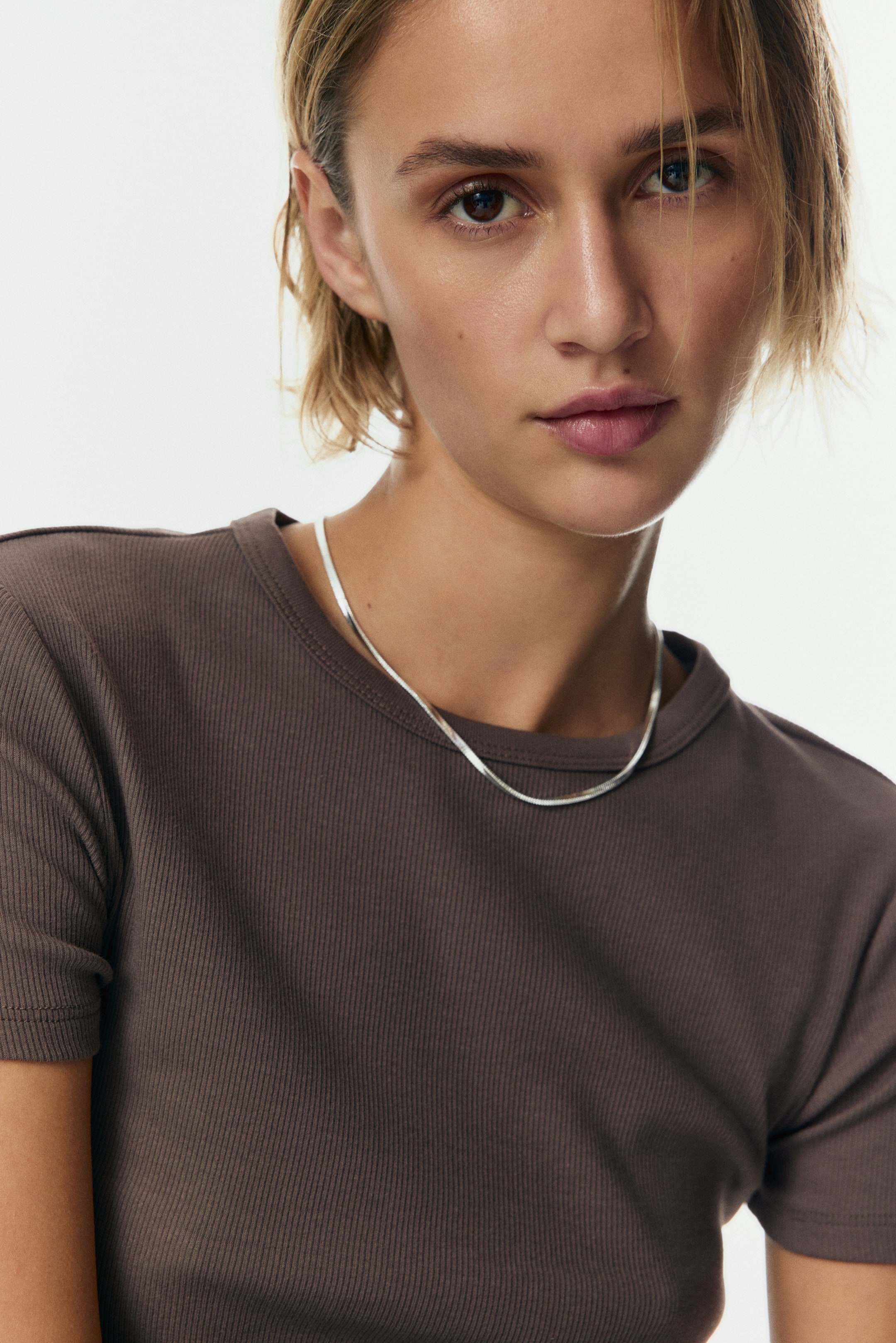 Xem ảnh lớn hơn: Áo thun gân nổi - Màu be hồng đậm - Ladies | H&M VN 3