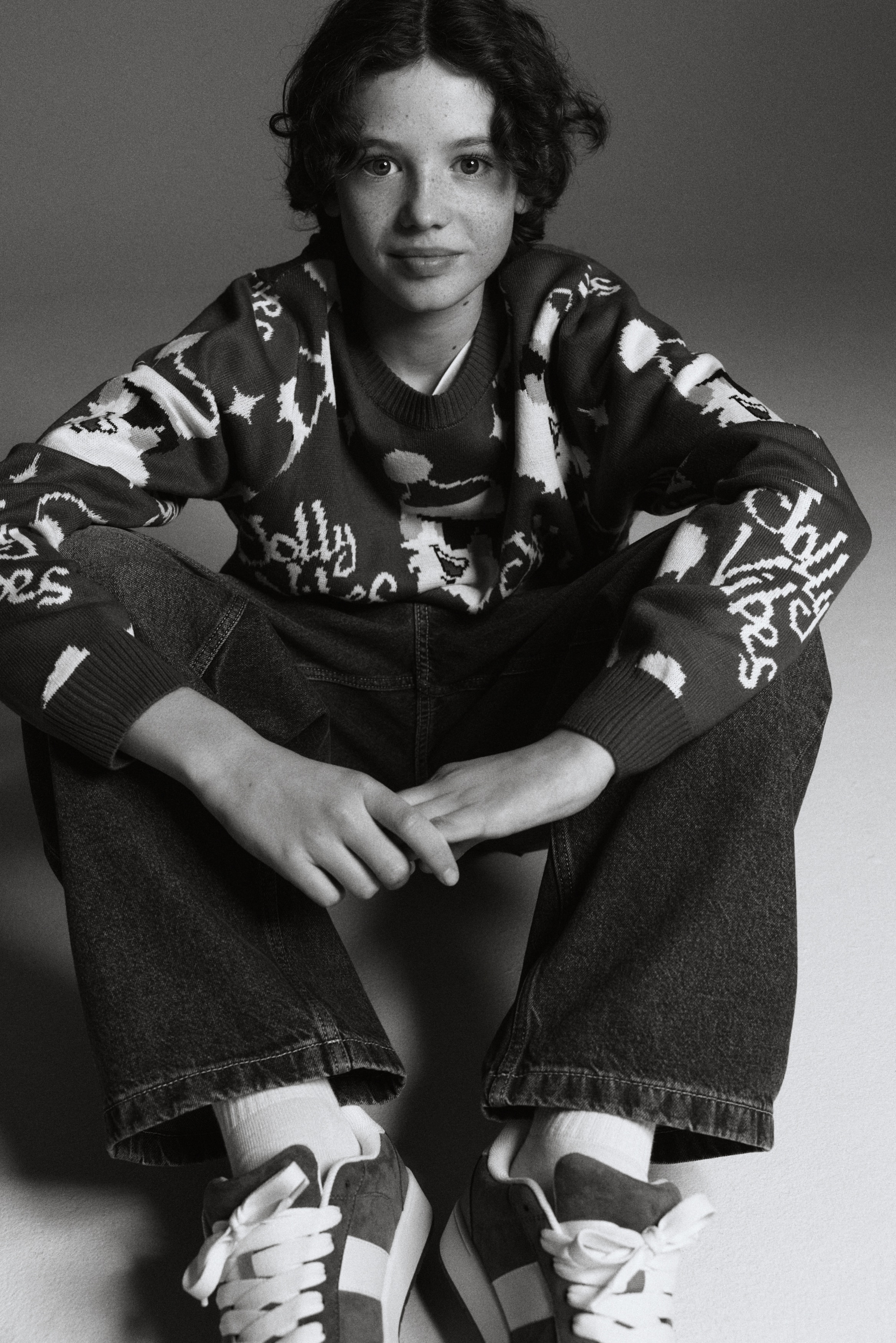 【超希少】【早い者勝ち】ブラックサンダー セーター 30周年記念品 ブラックサンダーセーター5着限定抽選販売のお知らせ！祝 ブラック