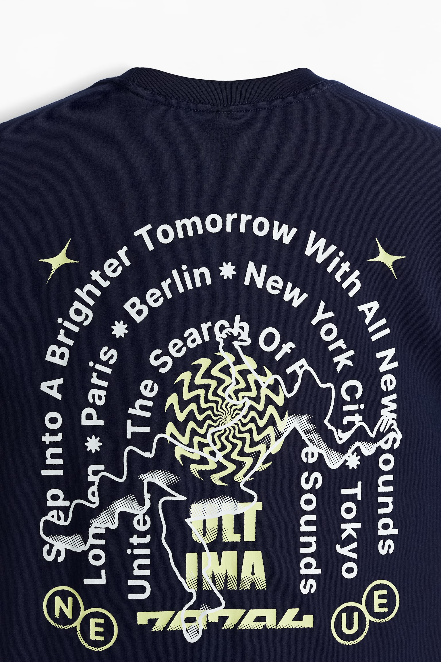 Loose Fit Printed T-shirt - Dark blue/Total/Green/Grow/White/Celestial Blues/Brown/Celebrate Diversity/Brown/Mushrooms/White/Bloomcraft/Pistachio green/Be Kind/Black/Word/White/Glow/White/Essentials/Light beige/White/Disco Kebab/Cream/Nature/Brown/Tectonics - 4