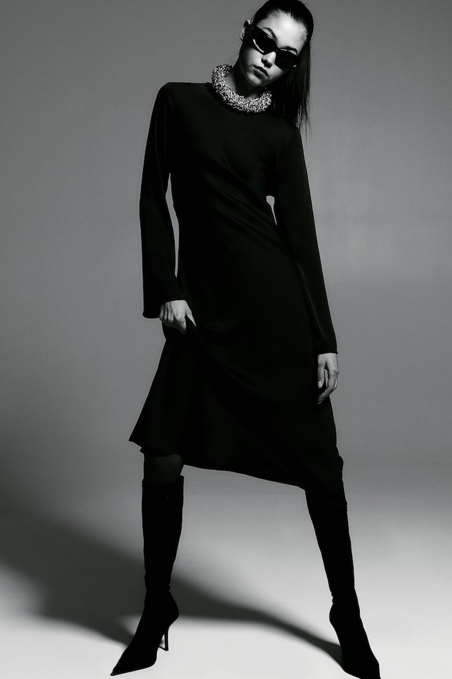 Open-backed satin dress - Black/Light grey - 5