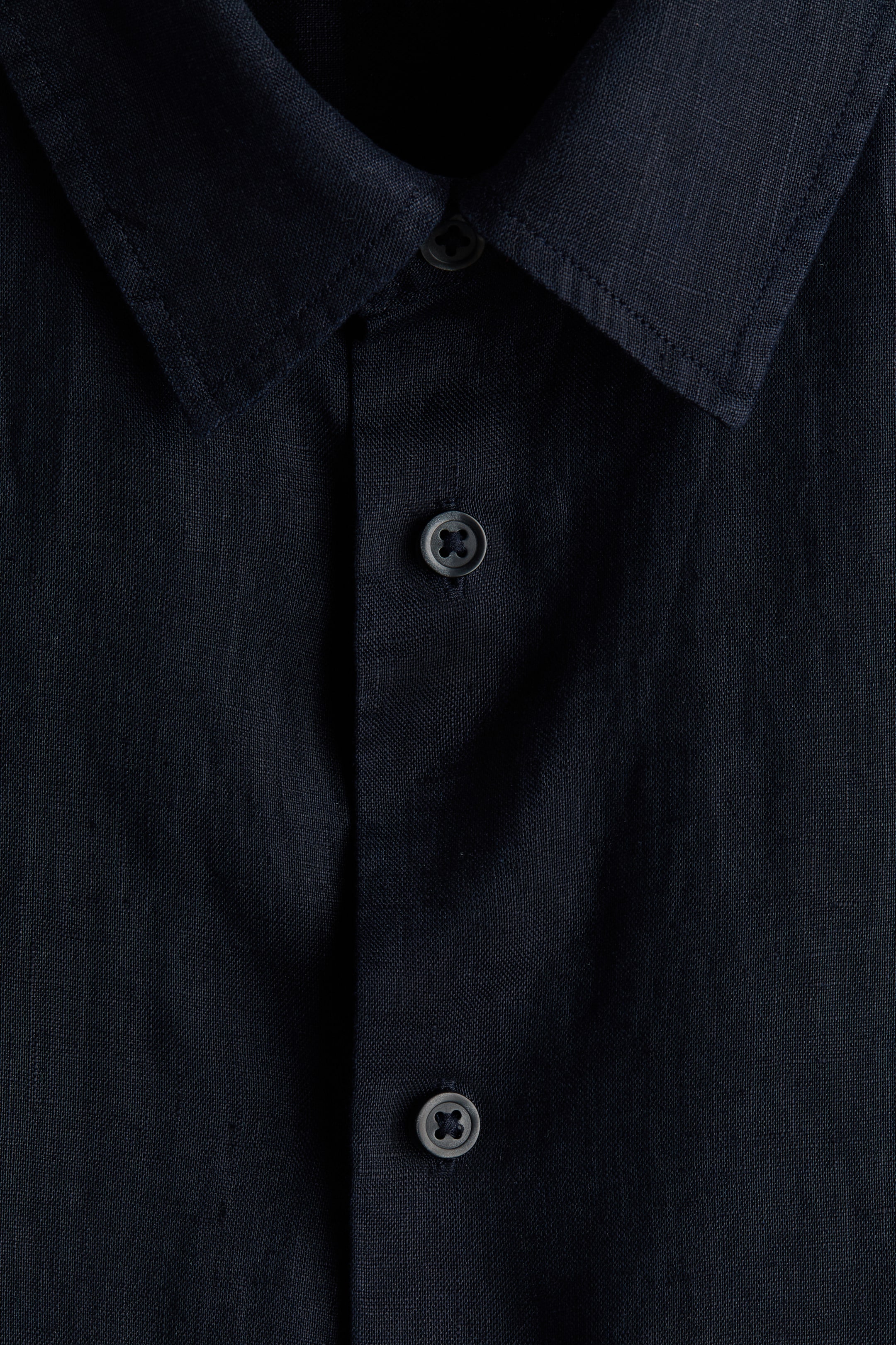 Relaxed-Fit Linen Shirt