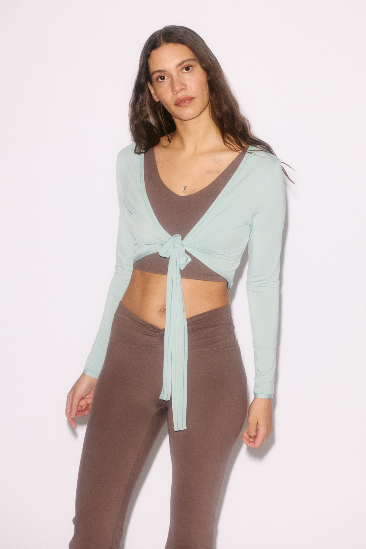 Cropped Long-Sleeved Yoga Top - image 3