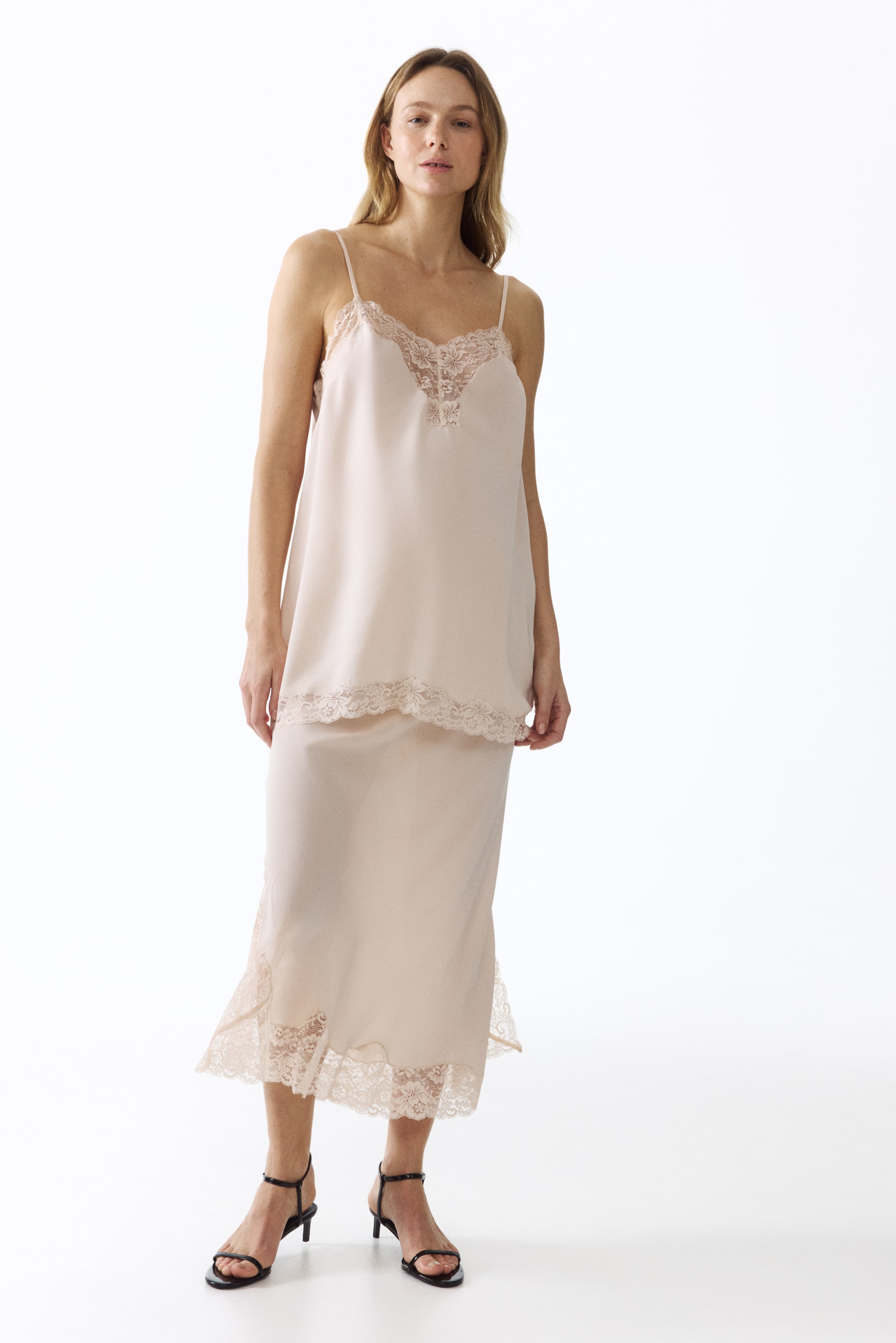 Größeres Bild ansehen: MAMA Viskoserock mit Spitzenbesatz - Hellrosa - Ladies | H&M DE 1