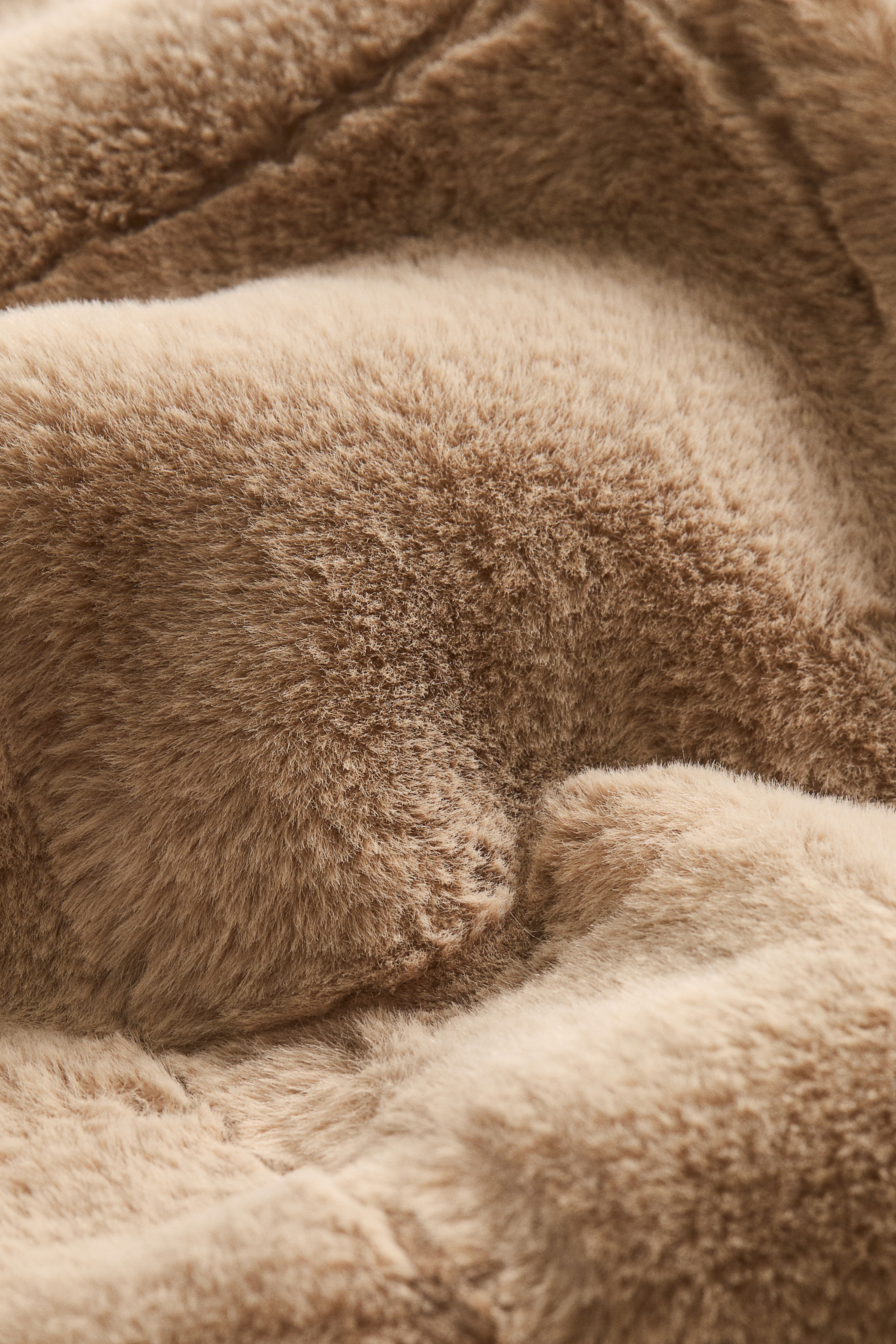 Fluffy Throw
