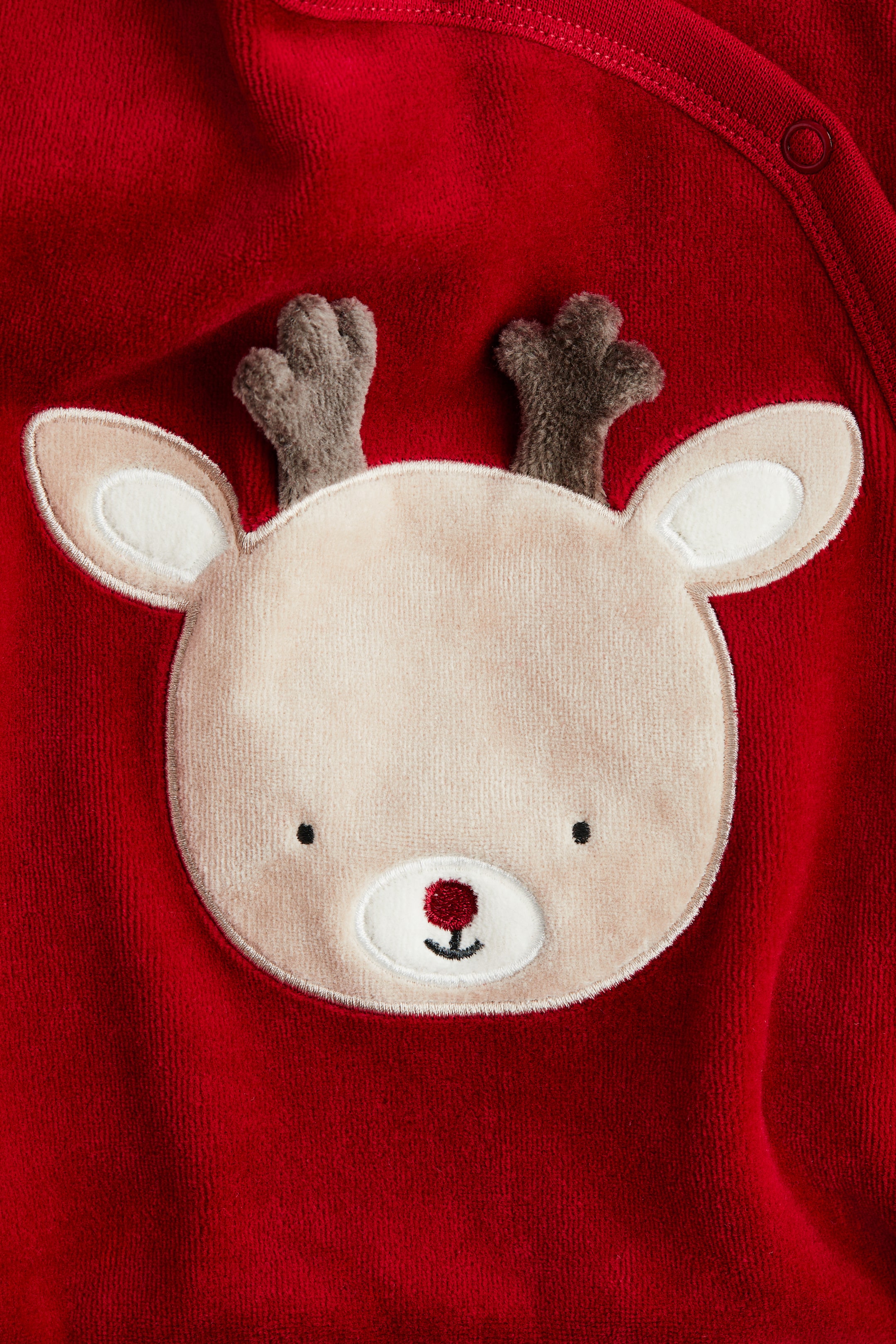 拡大画像を表示: ベロアカバーオールパジャマ - レッド／レインディア - Kids | H&M JP 2