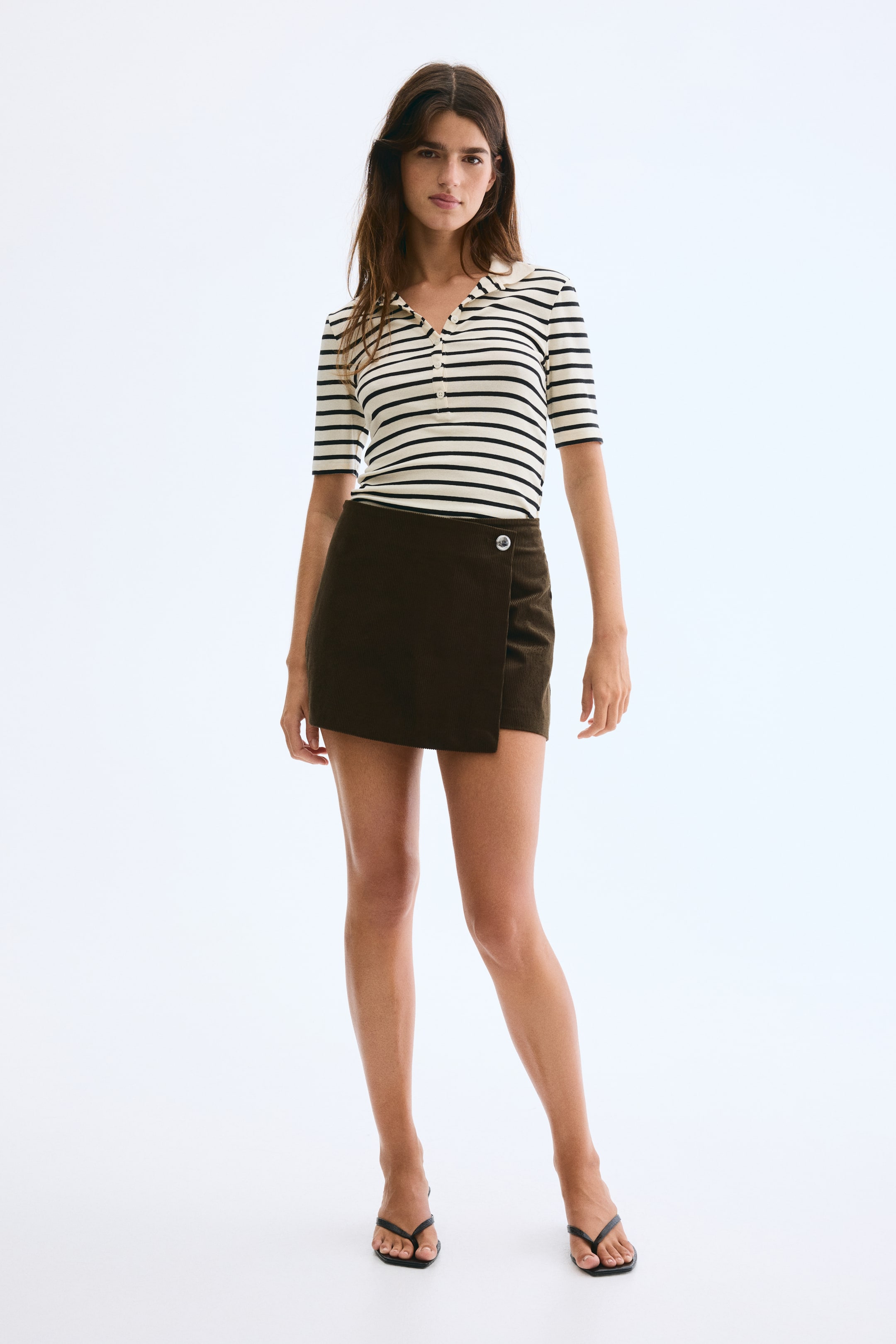 Ampliar la imagen: Falda short cruzada - Verde caqui oscuro - Ladies | H&M MX 1