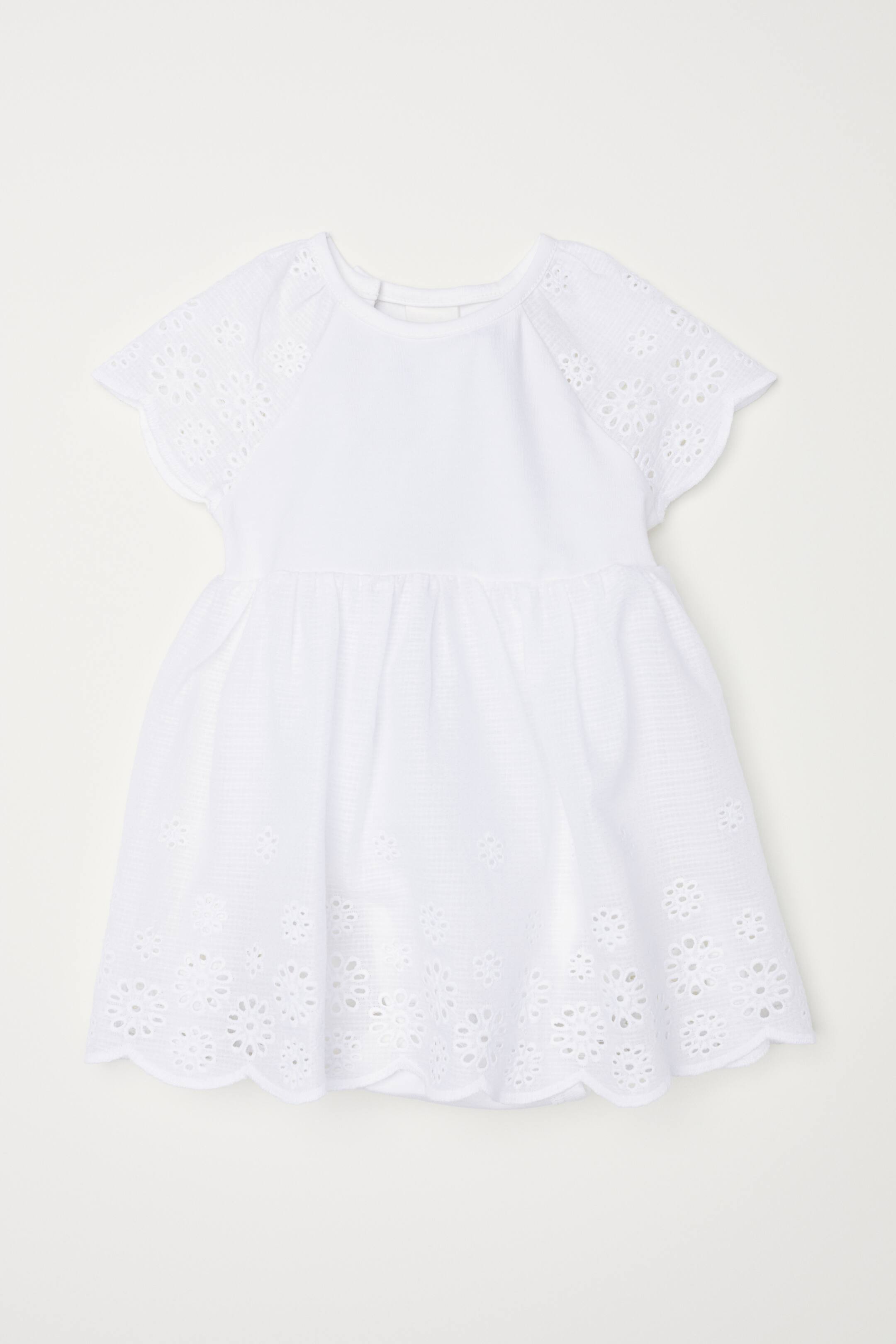 Näytä suurempi kuva: Broderie anglaise -mekko - Valkoinen - Kids | H&M FI 1